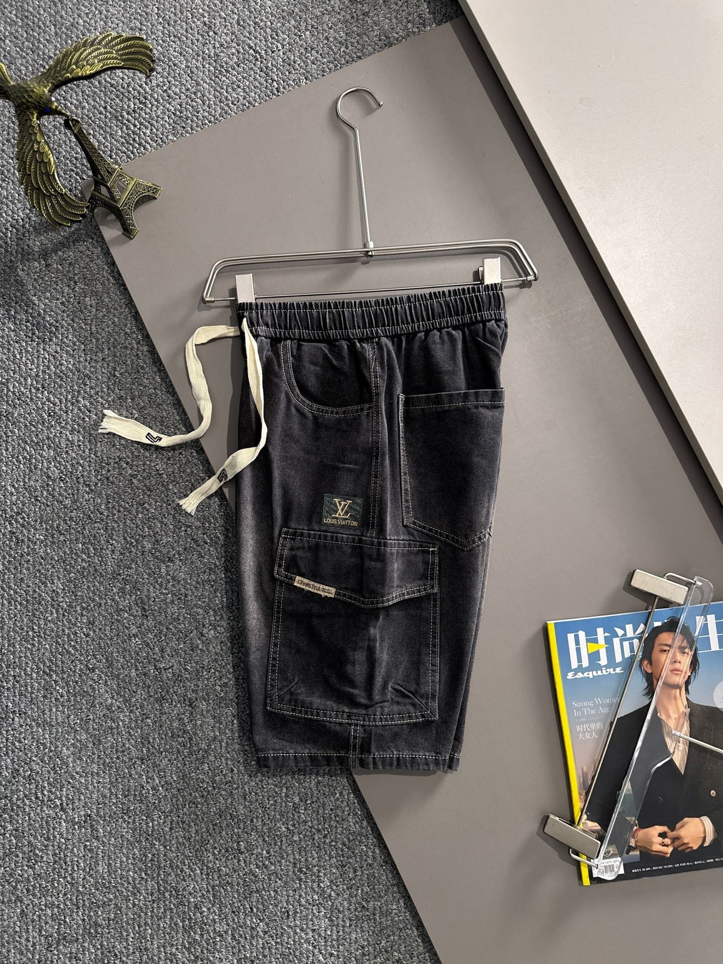 Louis Vuitton LV2026夏季新品牛仔裤牛仔短裤 采用进口客供日本Denim平纹棉质牛仔面料梭织生产