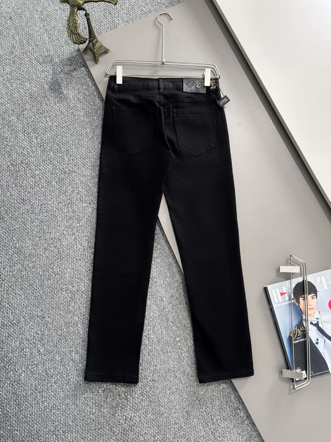 Louis Vuitton LV2026四季款新品修身牛仔裤长裤 采用进口客供日本Denim平纹棉质牛仔面料梭织生产