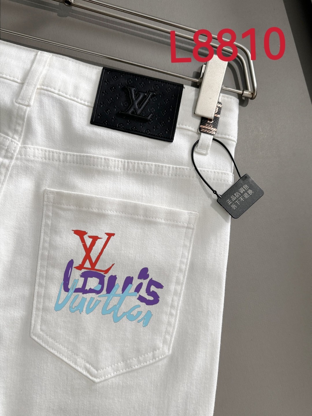 Louis Vuitton LV2025四季款修身牛仔裤长裤 采用进口客供日本Denim平纹棉质牛仔面料梭织生产