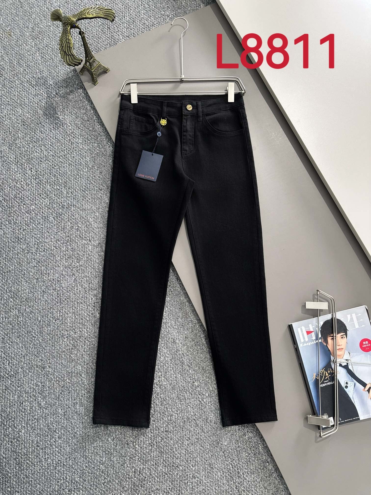 Louis Vuitton LV2024秋冬新品修身牛仔裤长裤 采用进口客供日本Denim平纹棉质牛仔面料梭织生产