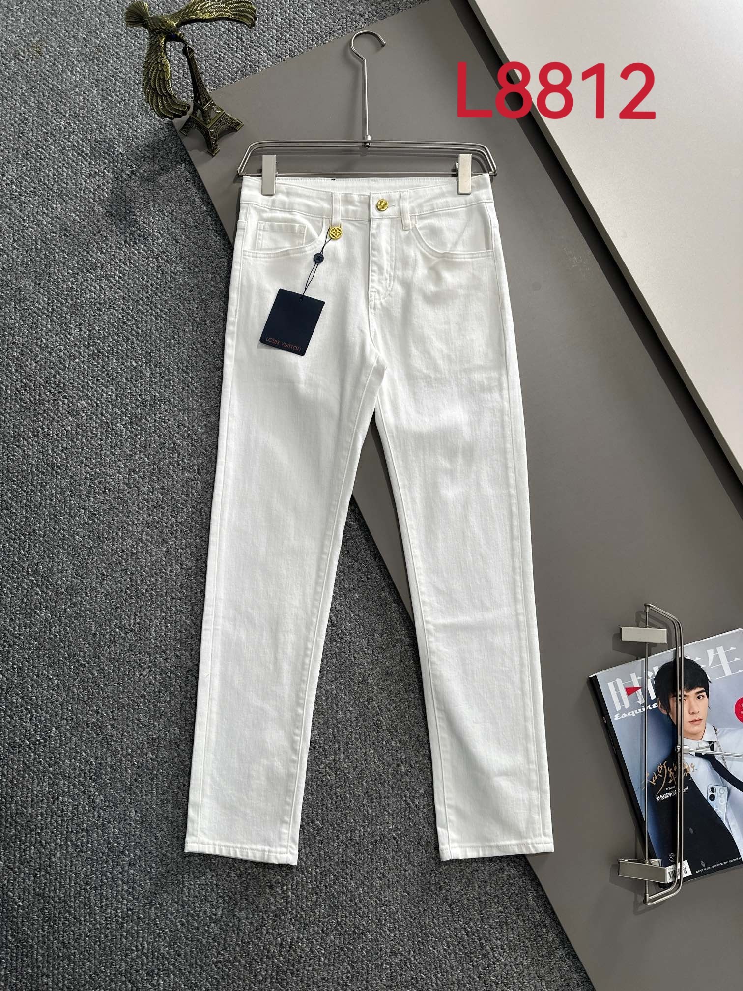Louis Vuitton LV2024秋冬新品修身牛仔裤长裤 采用进口客供日本Denim平纹棉质牛仔面料梭织生产