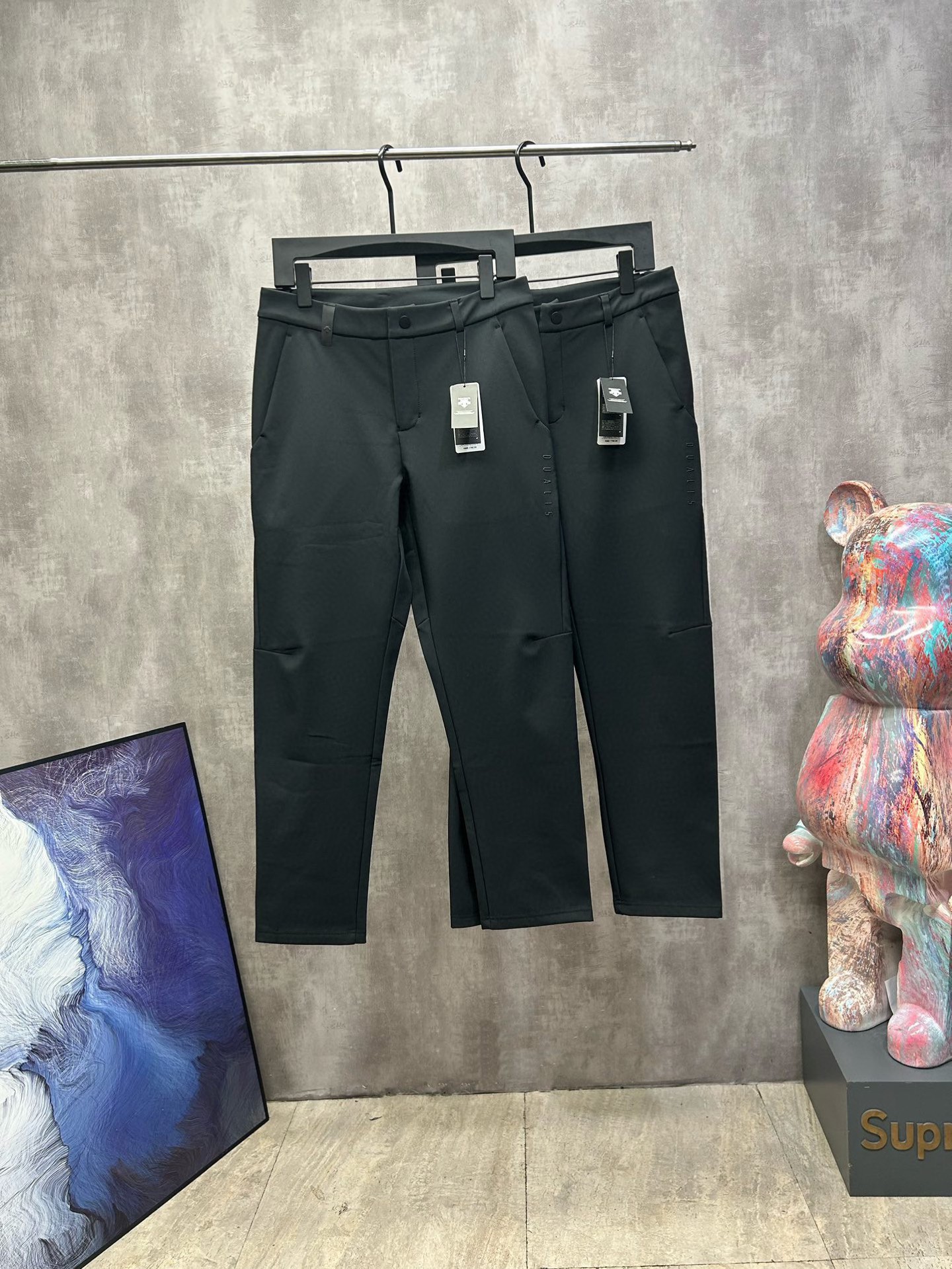 _dnf9sHgMA5X1BaoS8hW-YFwezVgz5BmVdg4-w9g