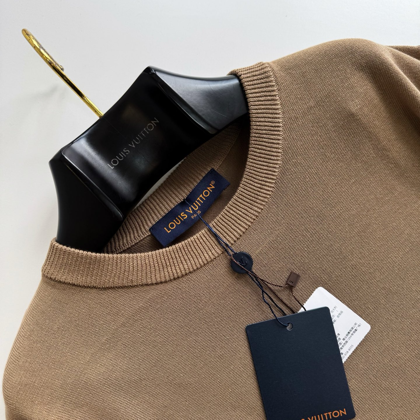 Louis Vuitton Brown Monogram Jacquard Crewneck Cotton T-Shirt - Relaxed Fit 5 i1746508982088 8304 0 4