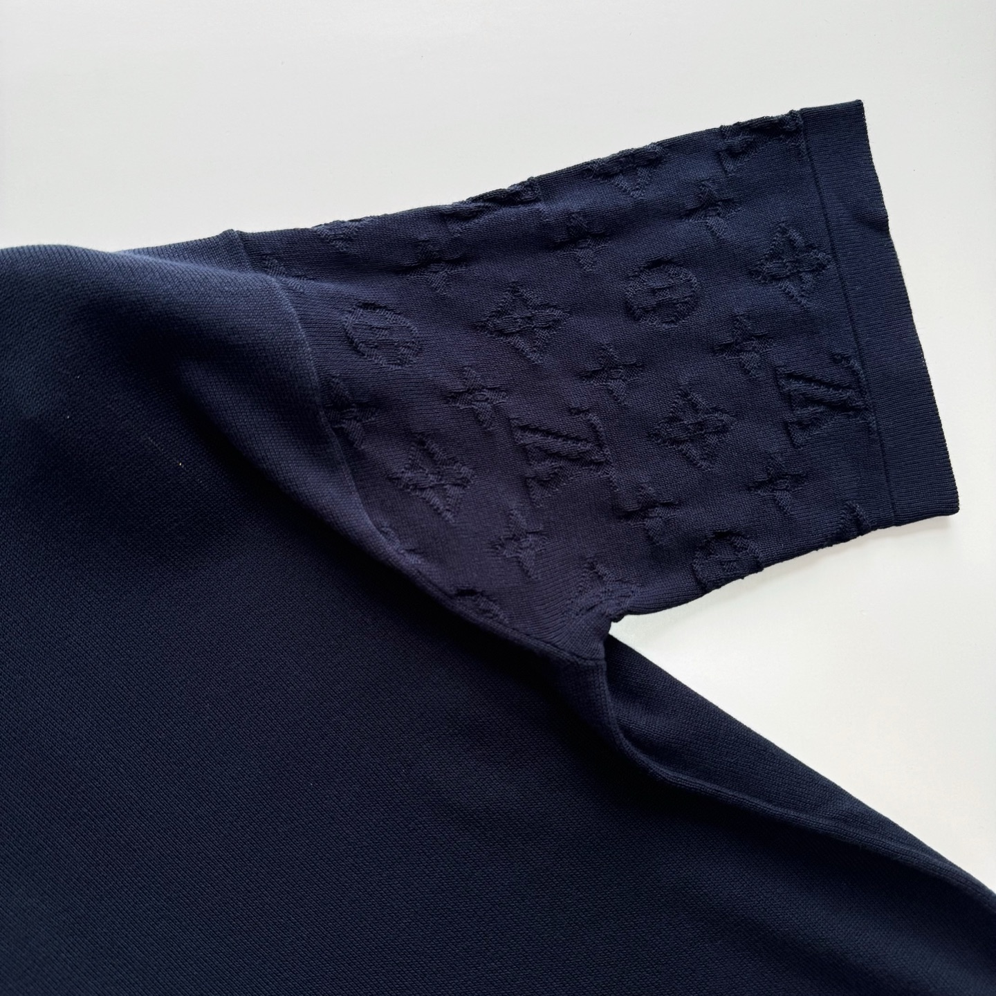 Louis Vuitton Men's Navy Crew Neck Short Sleeve T-Shirt Top Tee 6 i1746509033902 6123 0 5