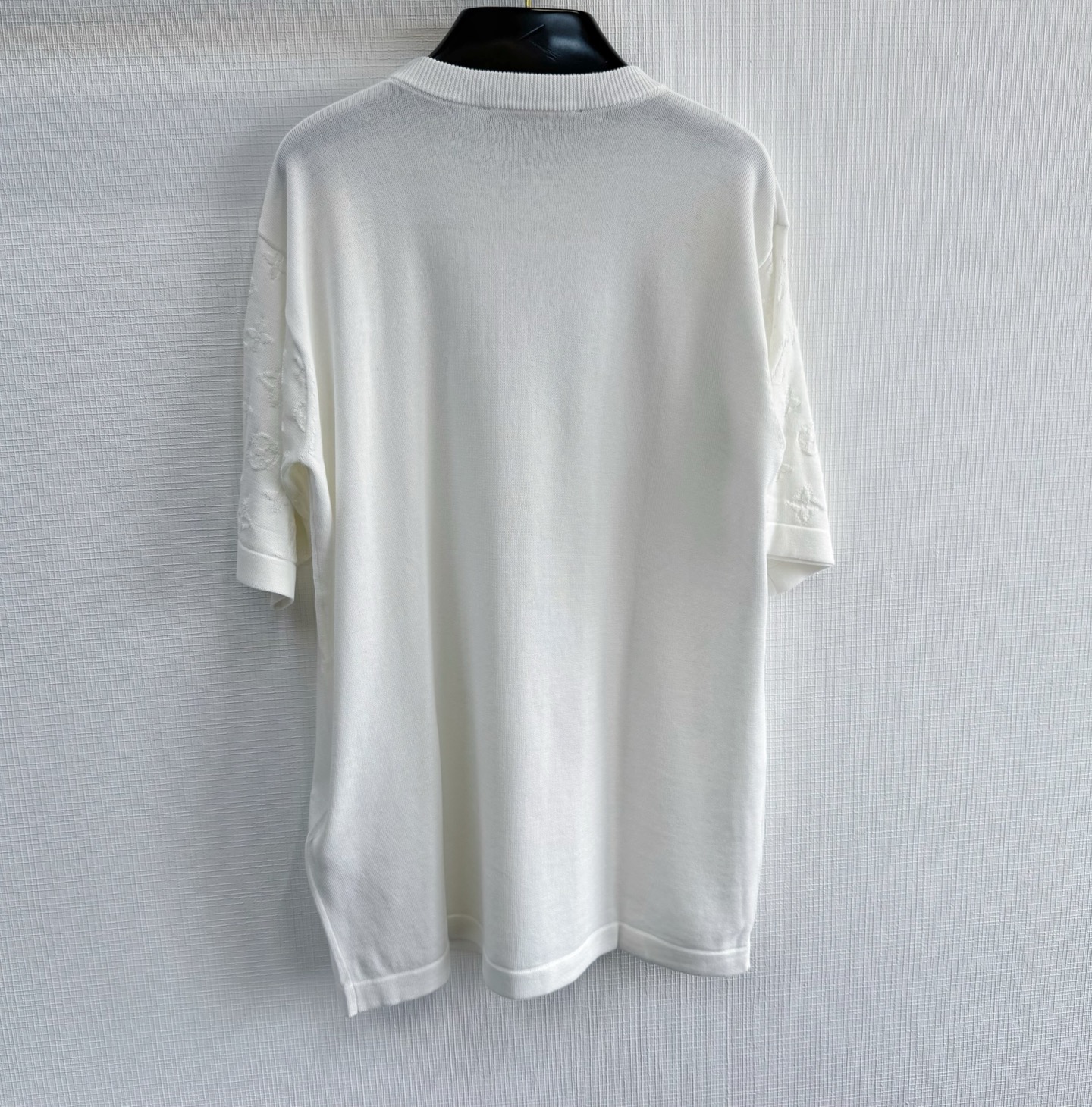 Louis Vuitton White Crew Neck T-Shirt with Monogram Detail - Luxury Tee 3 i1746509094135 4569 0 2