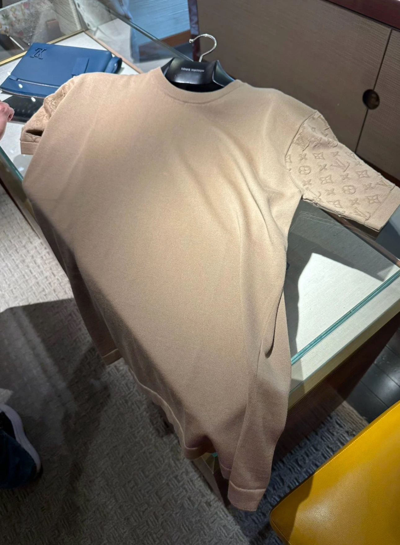 Louis Vuitton Crew Neck T-Shirt Short Sleeve Cotton Casual Tops Tees 7 i1746509143251 9224 0 5