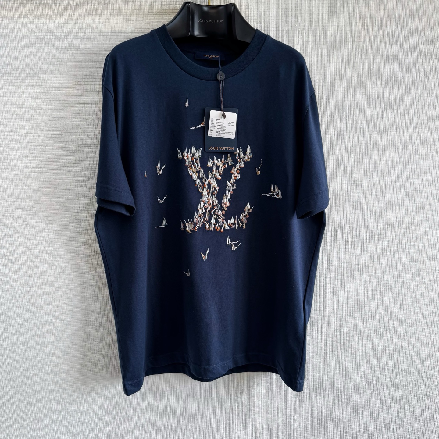 Louis Vuitton Navy Crew Neck T-Shirt with Bird LV Logo - Luxury Tee 2 i1746676386088 8562 0 0