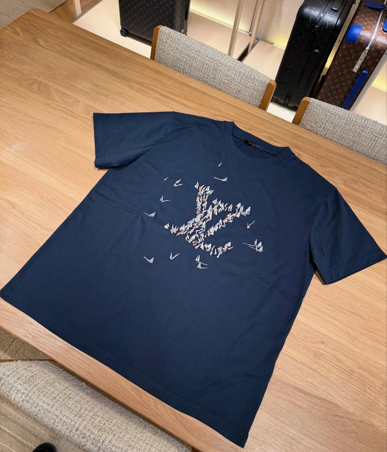 Louis Vuitton Men's Navy Crew Neck T-Shirt with Graphic Print - Modern Fit 7 i1746676459601 5369 0 4