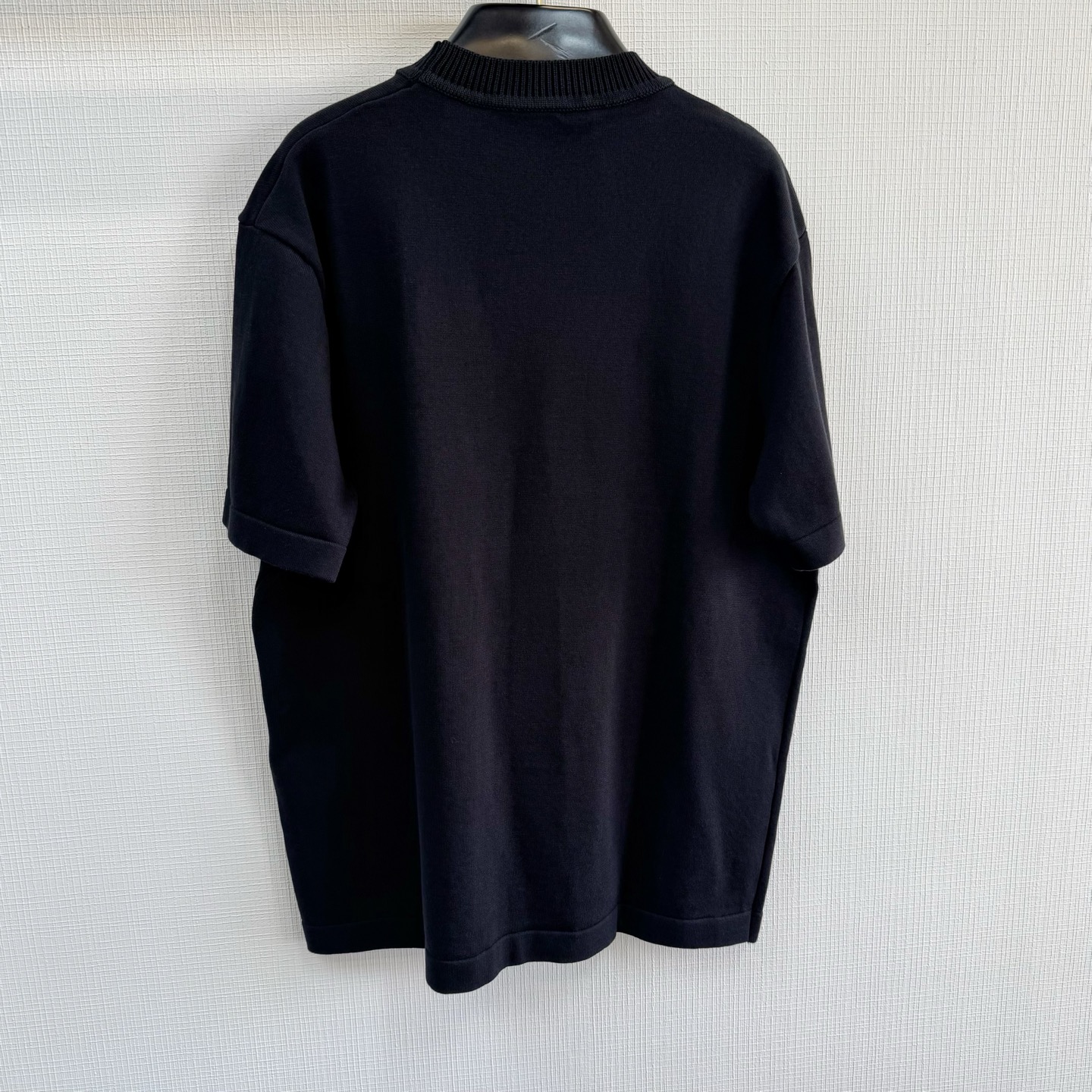Louis Vuitton Crew Neck T-Shirt - Short Sleeve Tee with Logo Detail 3 i1749278011589 8956 0 2