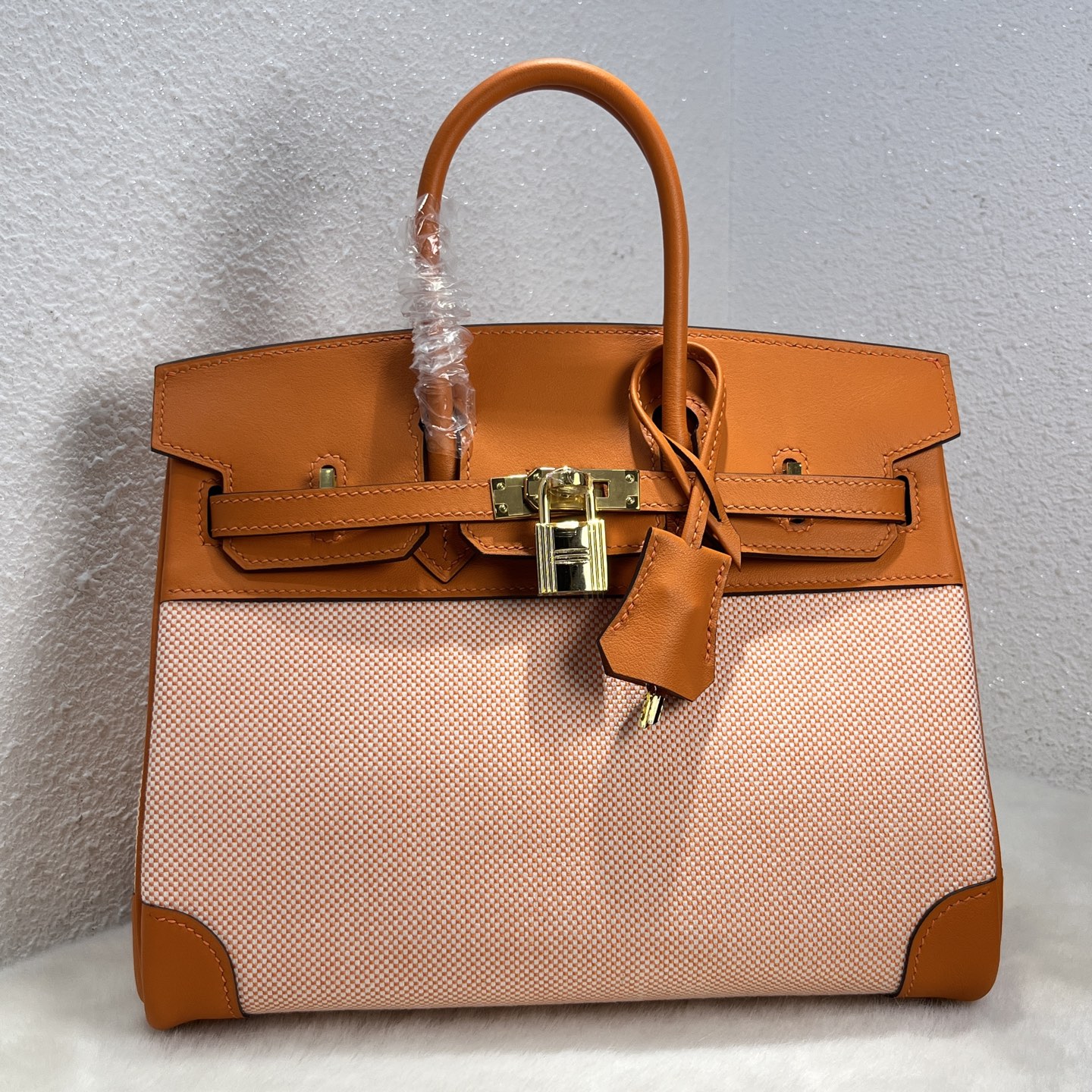 NO:699566,Birkin 25# Emma Orange Swift/Viking canvas, waxed thread semi-hand sewing, hand-made copper nails, all-steel hardware, gold buckle, in stock, Hermes, hermes, hermes, stuart weitzman, Hermes,19860909Birkin 25#爱玛橙 Swift/Viking帆布 蜡线半手缝 手打铜钉 全钢五金 金扣 现货,爱马仕,hermes,hermes,stuart weitzman,Hermes,,Bag