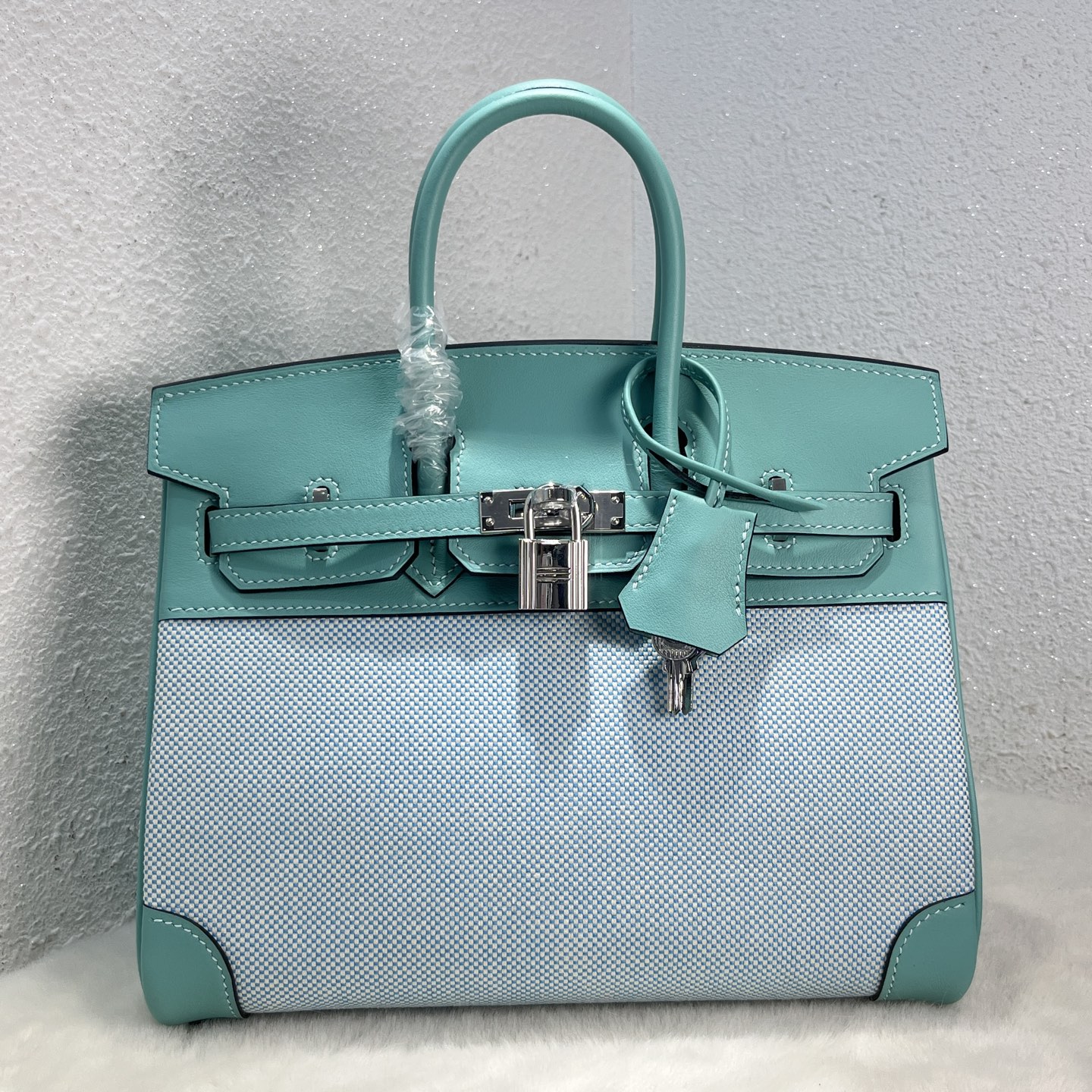 NO:699541,Birkin 25# macaron blue Swift/Viking canvas, waxed thread semi-hand sewing, hand-made copper nails, all-steel hardware, silver buckle, in stock, Hermes, hermes, stuart weitzman, Hermes,19860909Birkin 25#马卡龙蓝 Swift/Viking帆布 蜡线半手缝 手打铜钉 全钢五金 银扣 现货,爱马仕,hermes,stuart weitzman,Hermes,,Bag