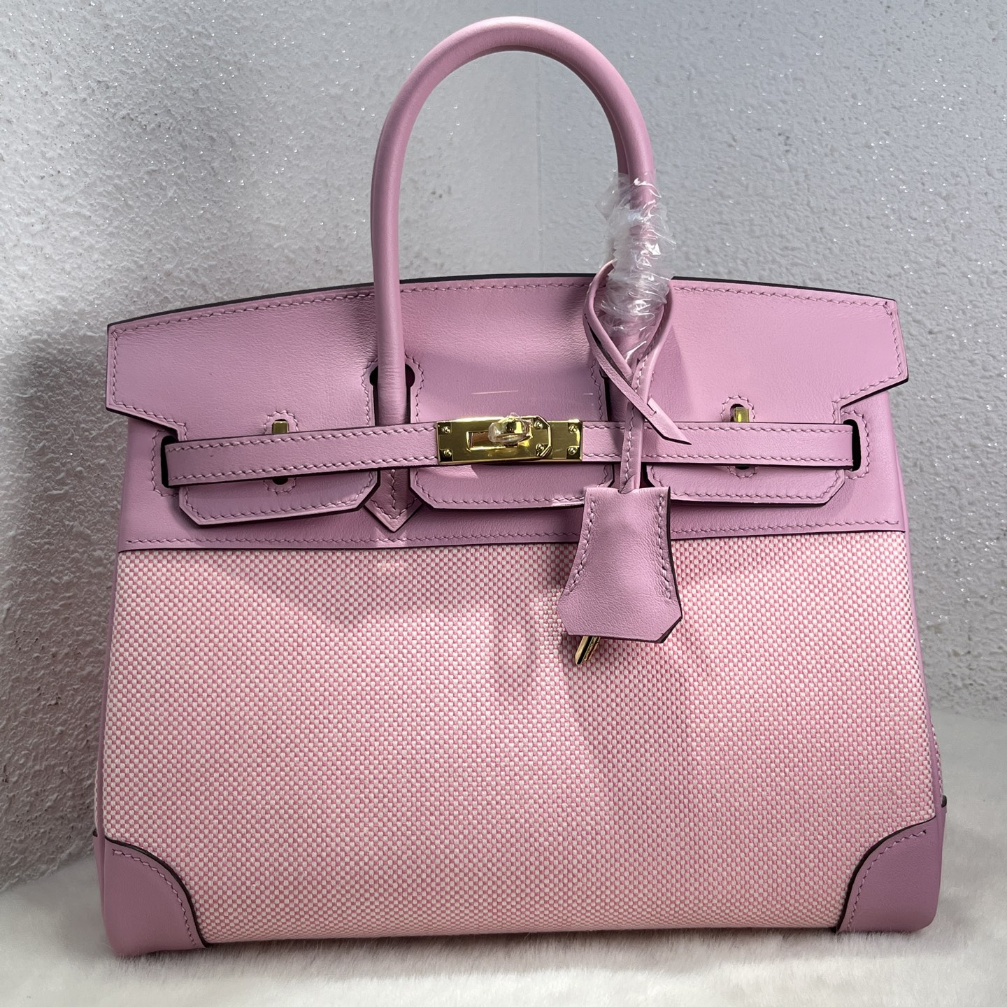 NO:699555,Birkin 25# mallow purple Swift/Viking canvas, waxed thread semi-hand sewing, hand-made copper nails, all-steel hardware, gold buckle, in stock, Hermes, hermes, stuart weitzman, Hermes,19860909Birkin 25#锦葵紫 Swift/Viking帆布 蜡线半手缝 手打铜钉 全钢五金 金扣 现货,爱马仕,hermes,stuart weitzman,Hermes,,Bag