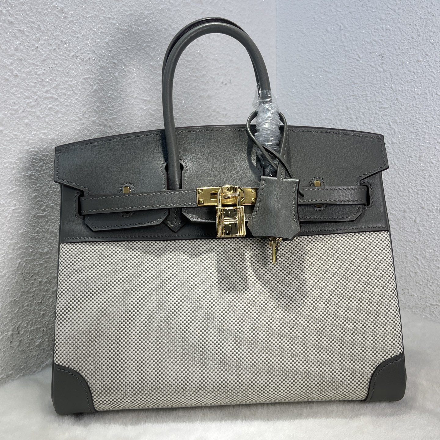 NO:699565,Birkin 25# pewter gray Swift/Viking canvas, waxed thread semi-hand sewing, hand-made copper nails, all-steel hardware, gold buckle, ready stock, Hermes, hermes, stuart weitzman, Hermes,19860909Birkin 25#锡器灰 Swift/Viking帆布 蜡线半手缝 手打铜钉 全钢五金 金扣 现货,爱马仕,hermes,stuart weitzman,Hermes,,Bag