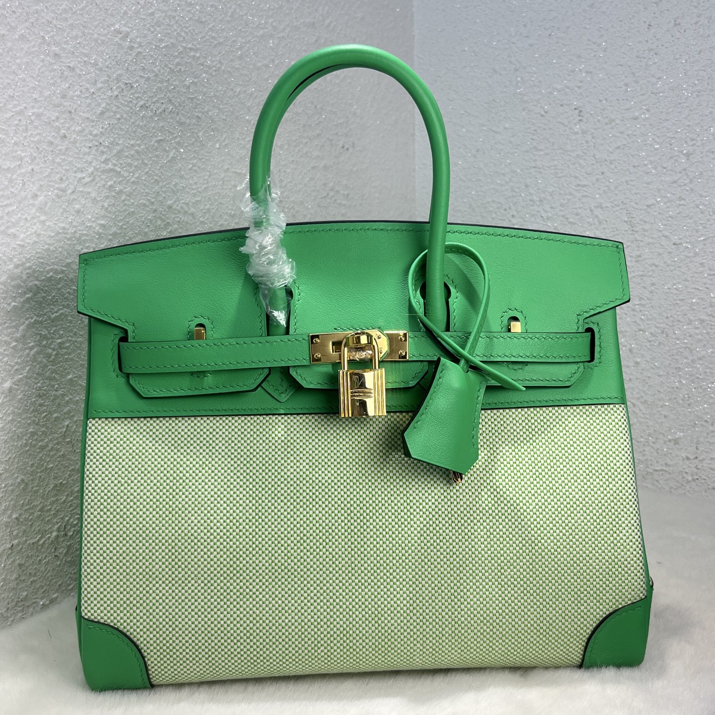 NO:699534,Birkin 25# waffle cartoon green Swift/Viking canvas, waxed thread semi-hand sewing, hand-made copper nails, all-steel hardware, gold buckle, in stock, Hermes, hermes, stuart weitzman, Hermes,19860909Birkin 25#华夫漫画绿 Swift/Viking帆布 蜡线半手缝 手打铜钉 全钢五金 金扣 现货,爱马仕,hermes,stuart weitzman,Hermes,,Bag
