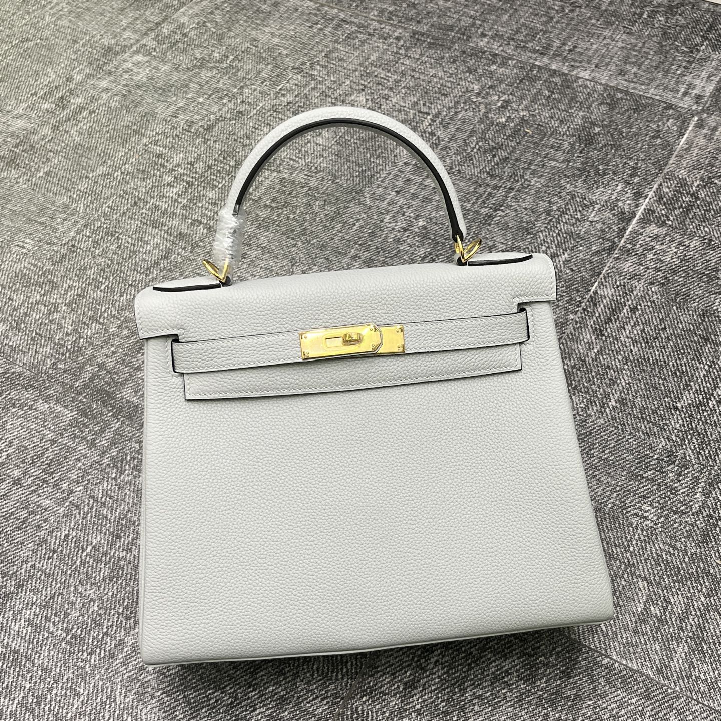 NO:699655,Kelly Kelly 25/28cm Original imported Togo leather [Holy Grail Blue] gold buckle, counter synchronization, handmade wax thread sewing, pure steel hardware, in stock, Hermes, Hermes,19860909Kelly 凯莉 25/28cm 原厂进口Togo皮【圣杯蓝】金扣 专柜同步 手工蜡线缝制 纯钢五金 现货,爱马仕,hermes,Hermes,,Bag