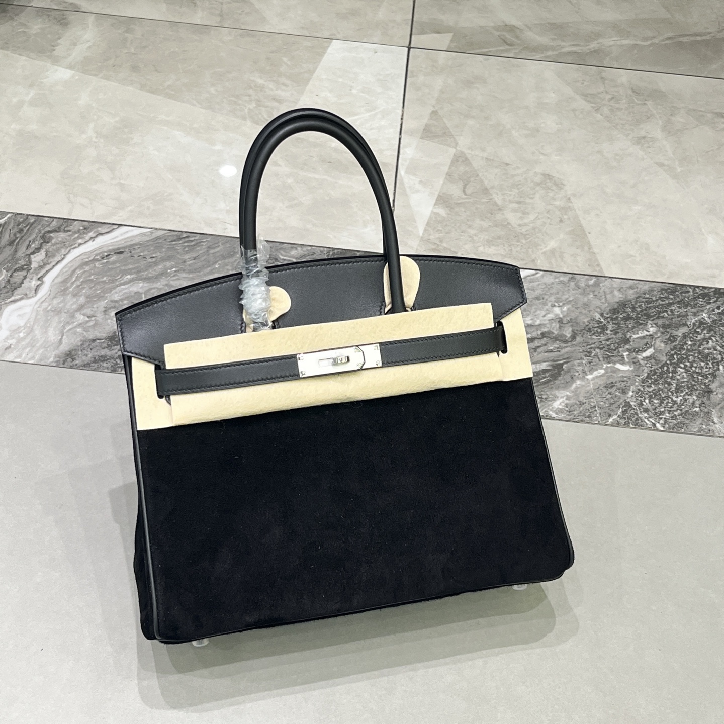 NO:700467,Birkin 30# black silver buckle Swift / suede, goatskin lining, waxed thread semi-hand sewing, hand-made copper nails, all-steel hardware, in stock, Hermes, hermes, stuart weitzman, sheepskin, chamois leather, Hermes,19860909Birkin 30#黑色银扣 Swift /麂皮 内里山羊皮 蜡线半手缝 手打铜钉 全钢五金 现货,爱马仕,hermes,stuart weitzman,sheepskin,chamois leather,Hermes,,Bag