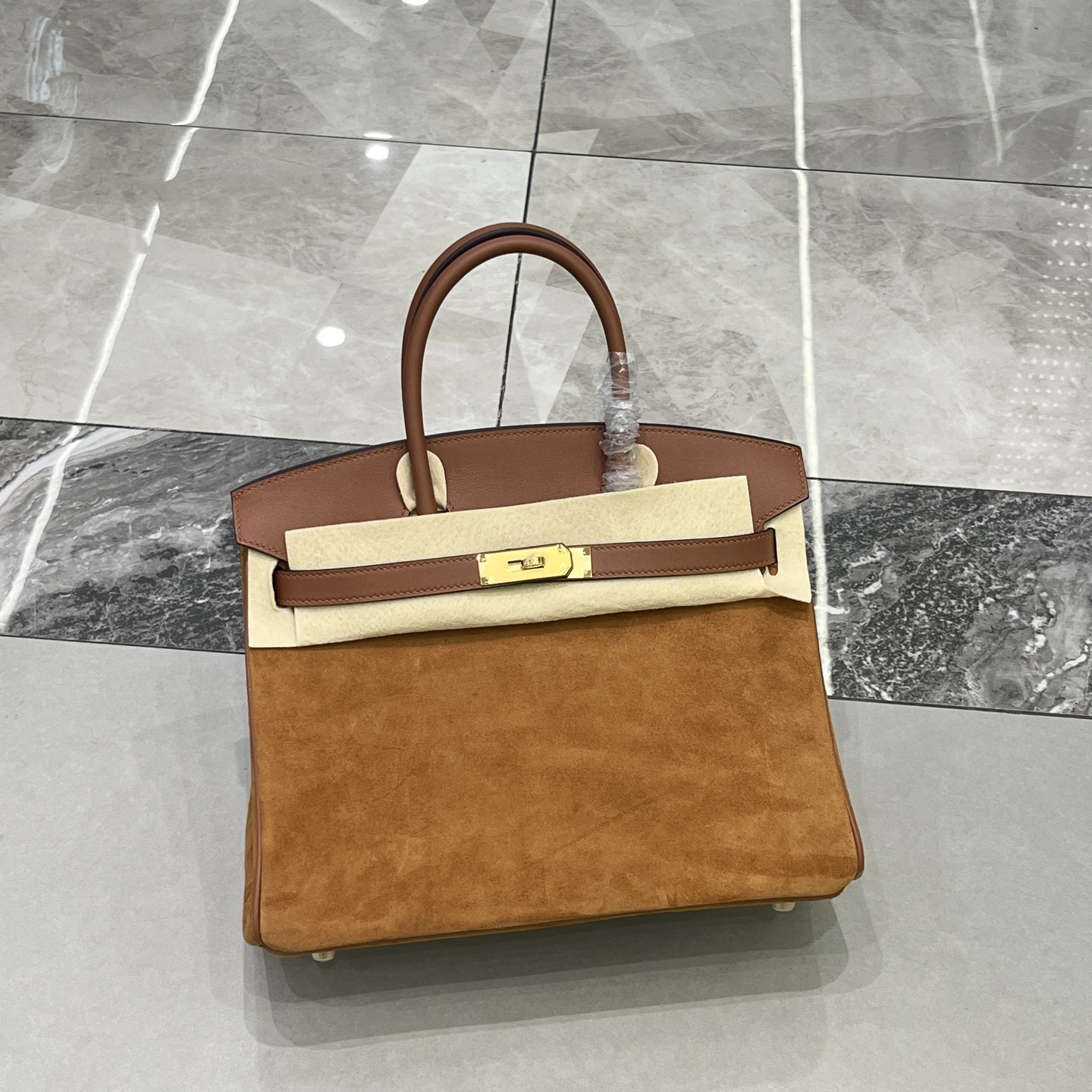 NO:700452,Birkin 30# golden brown gold buckle Swift / suede, goatskin lining, waxed thread semi-hand sewing, hand-made copper nails, all-steel hardware, in stock, Hermes, hermes, stuart weitzman, sheepskin, chamois leather, Hermes,19860909Birkin 30#金棕色金扣 Swift /麂皮 内里山羊皮 蜡线半手缝 手打铜钉 全钢五金 现货,爱马仕,hermes,stuart weitzman,sheepskin,chamois leather,Hermes,,Bag
