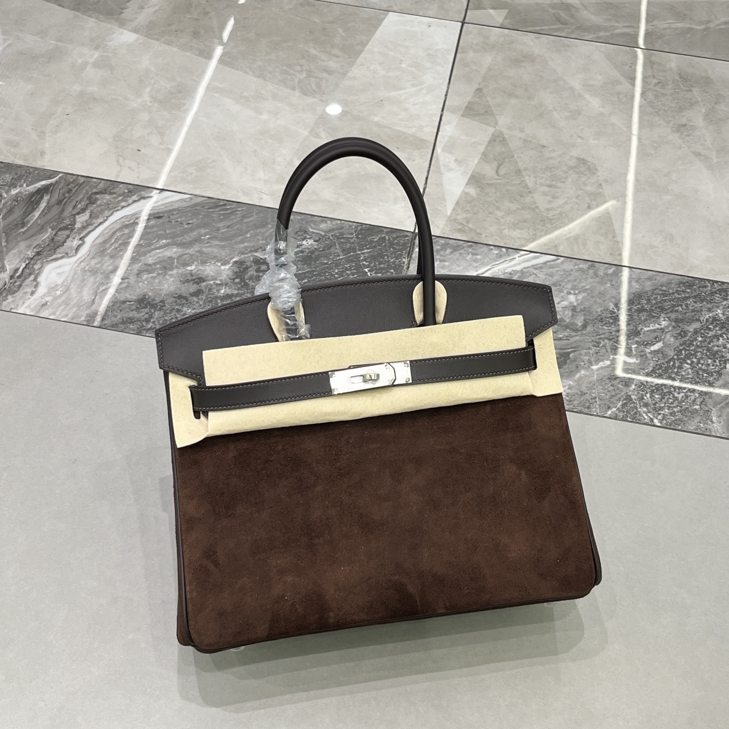 NO:700446,Birkin 30# brown silver buckle Swift/suede, goatskin lining, waxed thread semi-hand sewing, hand-made copper nails, all-steel hardware, gold buckle and silver buckle, in stock, Hermes, hermes, stuart weitzman, sheepskin, chamois leather, Hermes,19860909Birkin 30#咖啡色银扣 Swift/麂皮 内里山羊皮 蜡线半手缝 手打铜钉 全钢五金 金扣银扣 现货,爱马仕,hermes,stuart weitzman,sheepskin,chamois leather,Hermes,,Bag