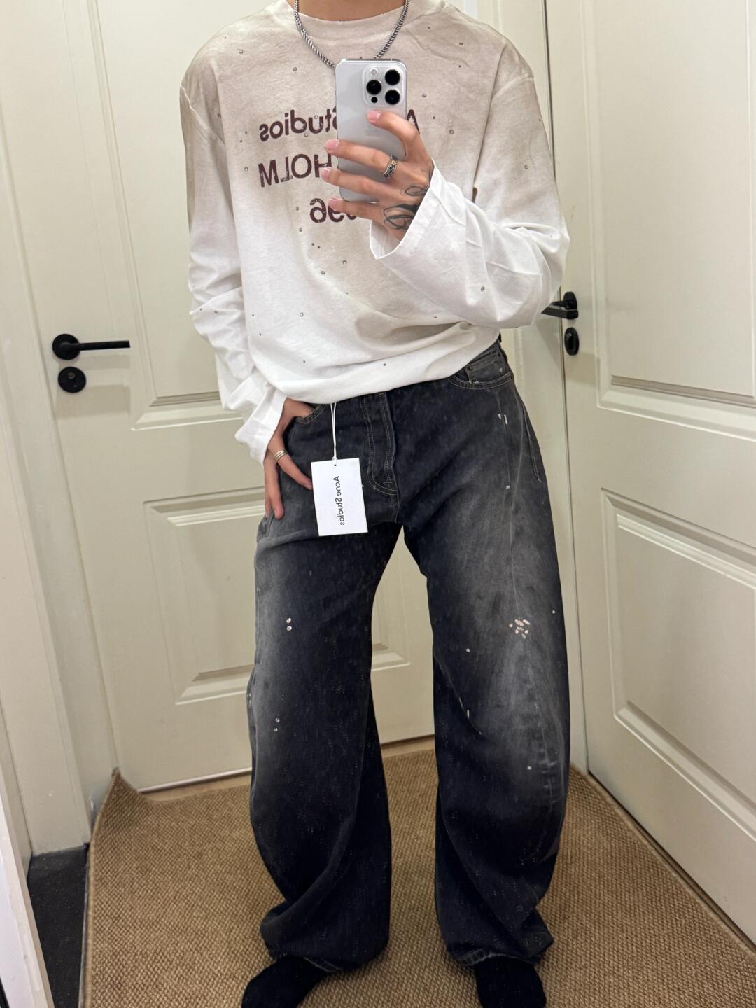 Acne Studios 24Fw 2006M泼墨牛仔长裤 上身效果#