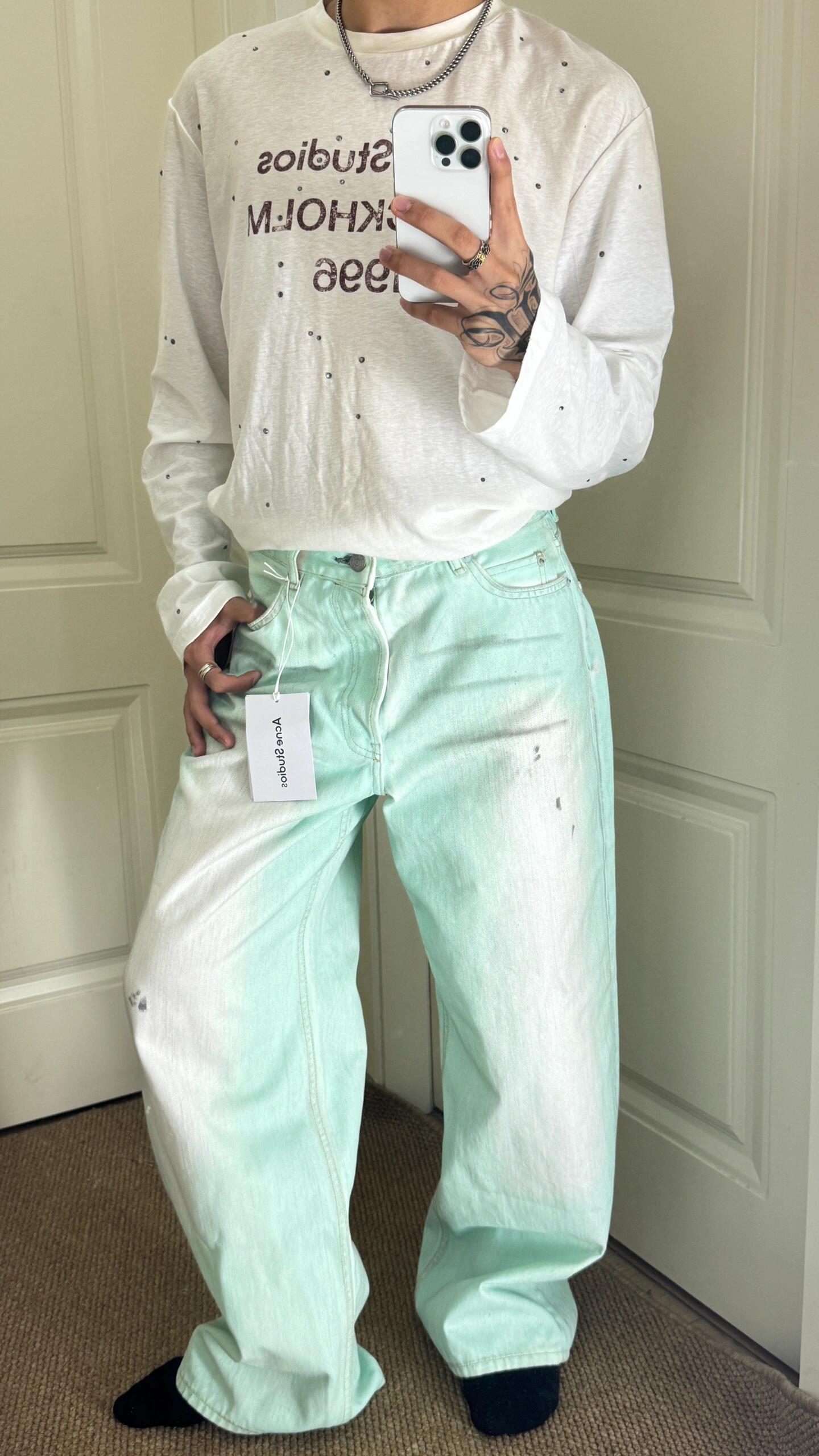 Acne Studios 24Fw 1981M荧光薄荷绿牛仔长裤 上身效果#