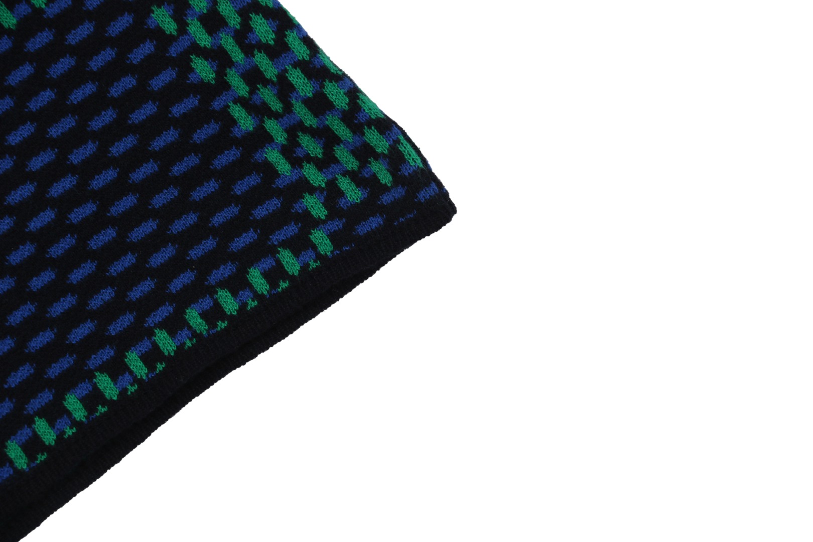 1v 24ss 棋盘格毛织字母提花短袖