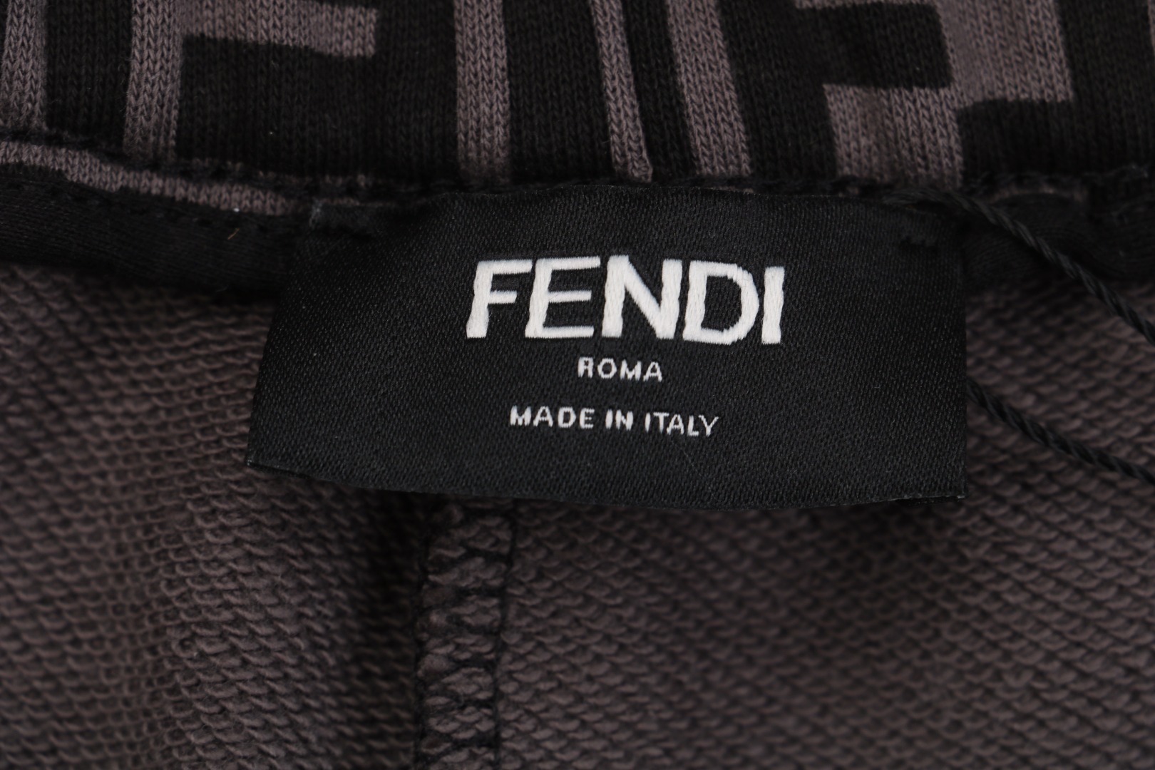 Fendi/芬迪 25ss 满印FF印花抽绳短裤