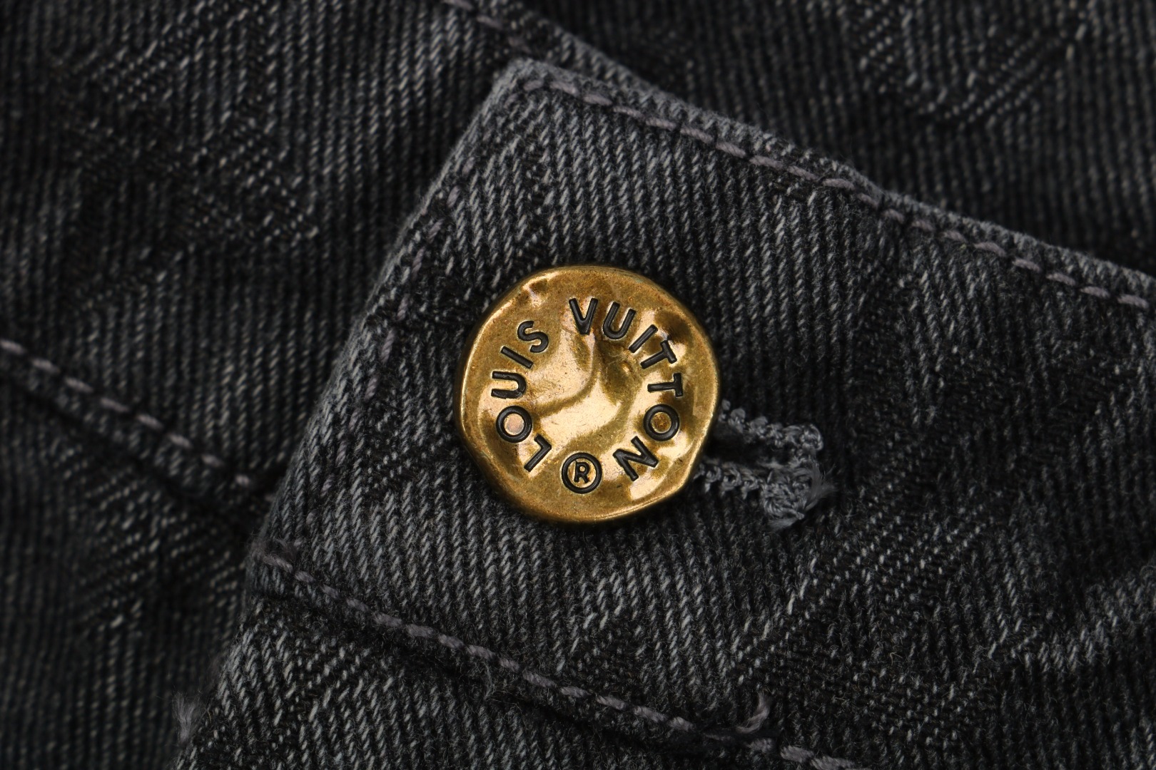 1v 25ss 老花提花皮标牛仔短裤