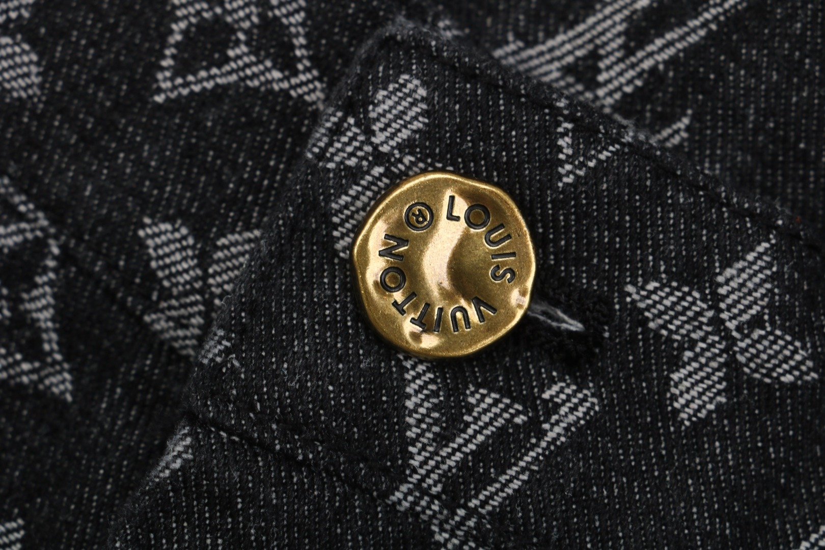 1v 25ss 满印老花丹宁牛仔短裤