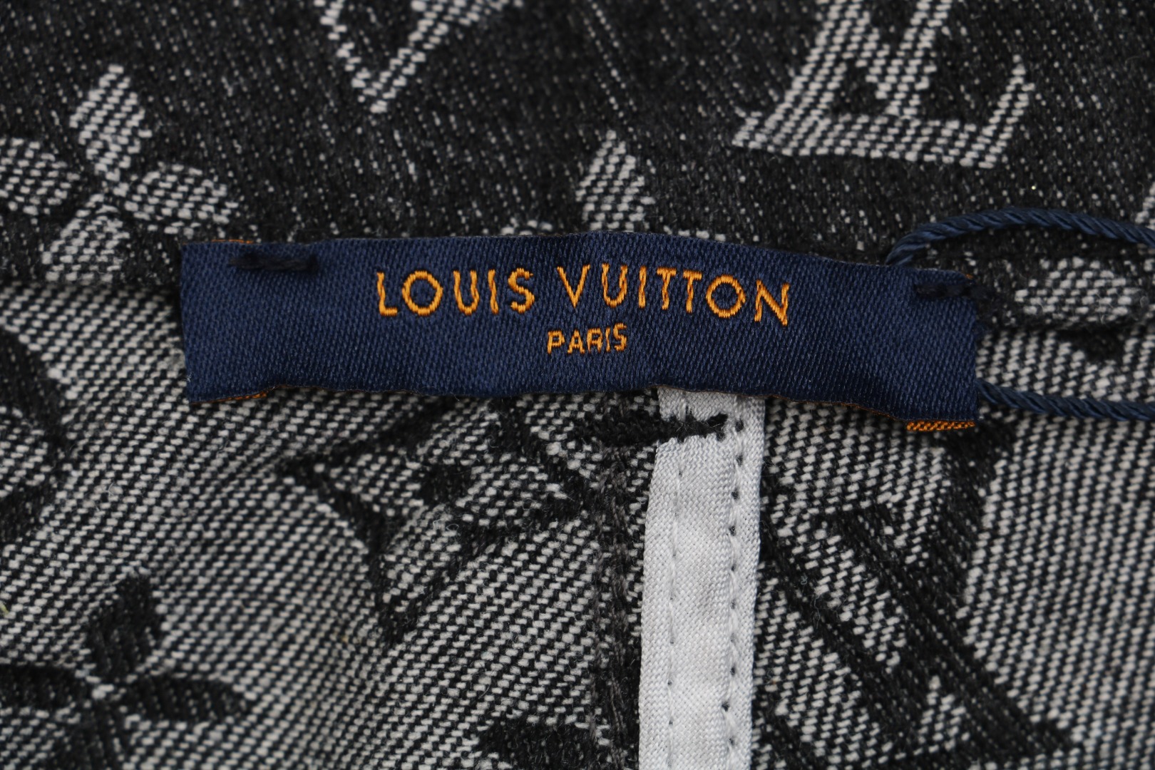 1v 25ss 满印老花丹宁牛仔短裤