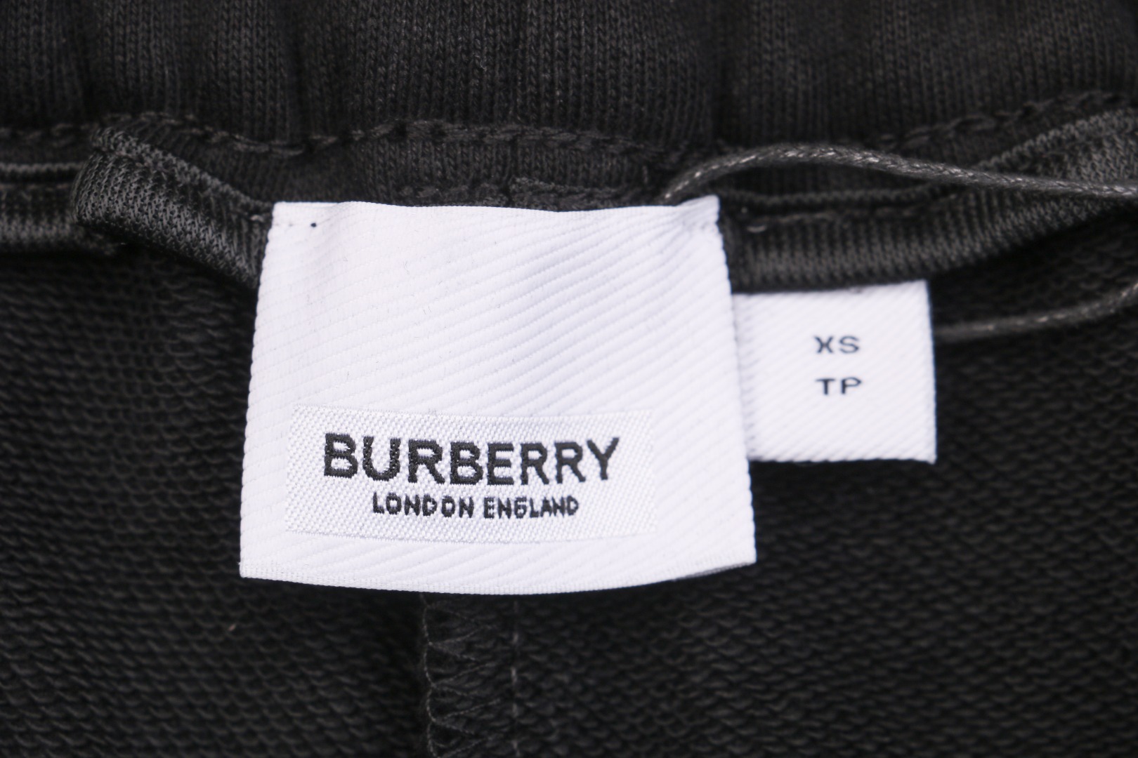 Burberry/博柏利 25ss BT字母压胶印花短裤