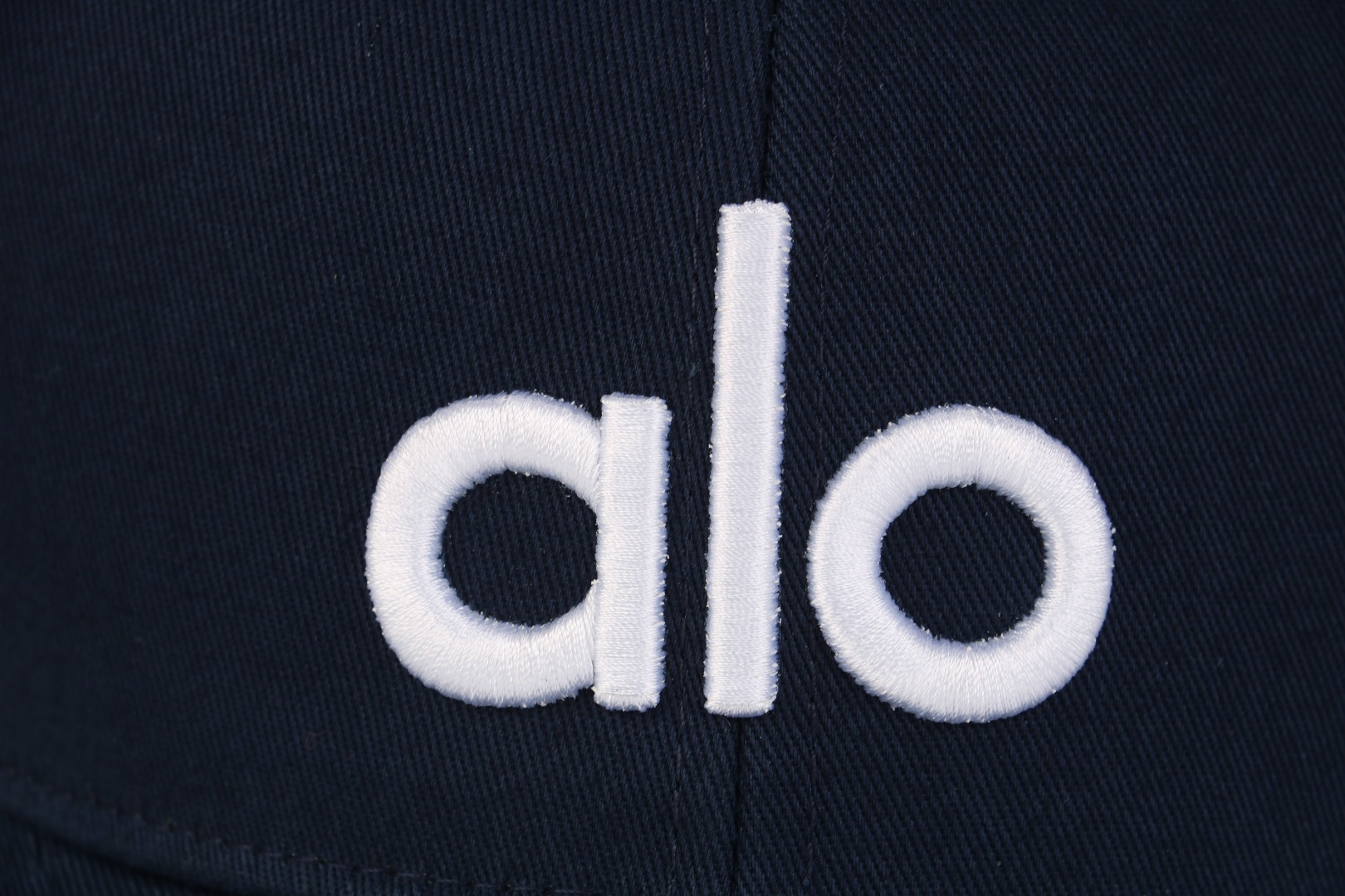 图片[2]-#Alo 25ss alo字母帽子-藏青 适合户外休闲运动、跑步健身，多色可选满足不同穿搭需求，软顶结构立体有型，糖果色随便搭都吸睛 尺码：均码-选品中心