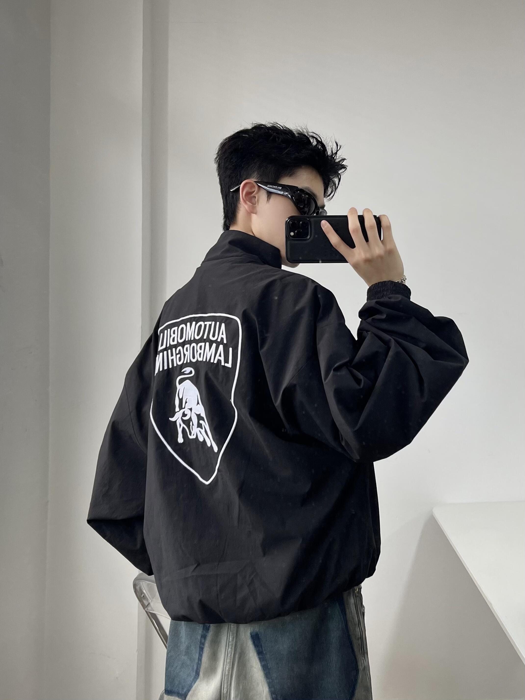 Balenciaga / 巴黎世家 25Fw 
兰博基尼梭织套装 上身咨询图ℹ️