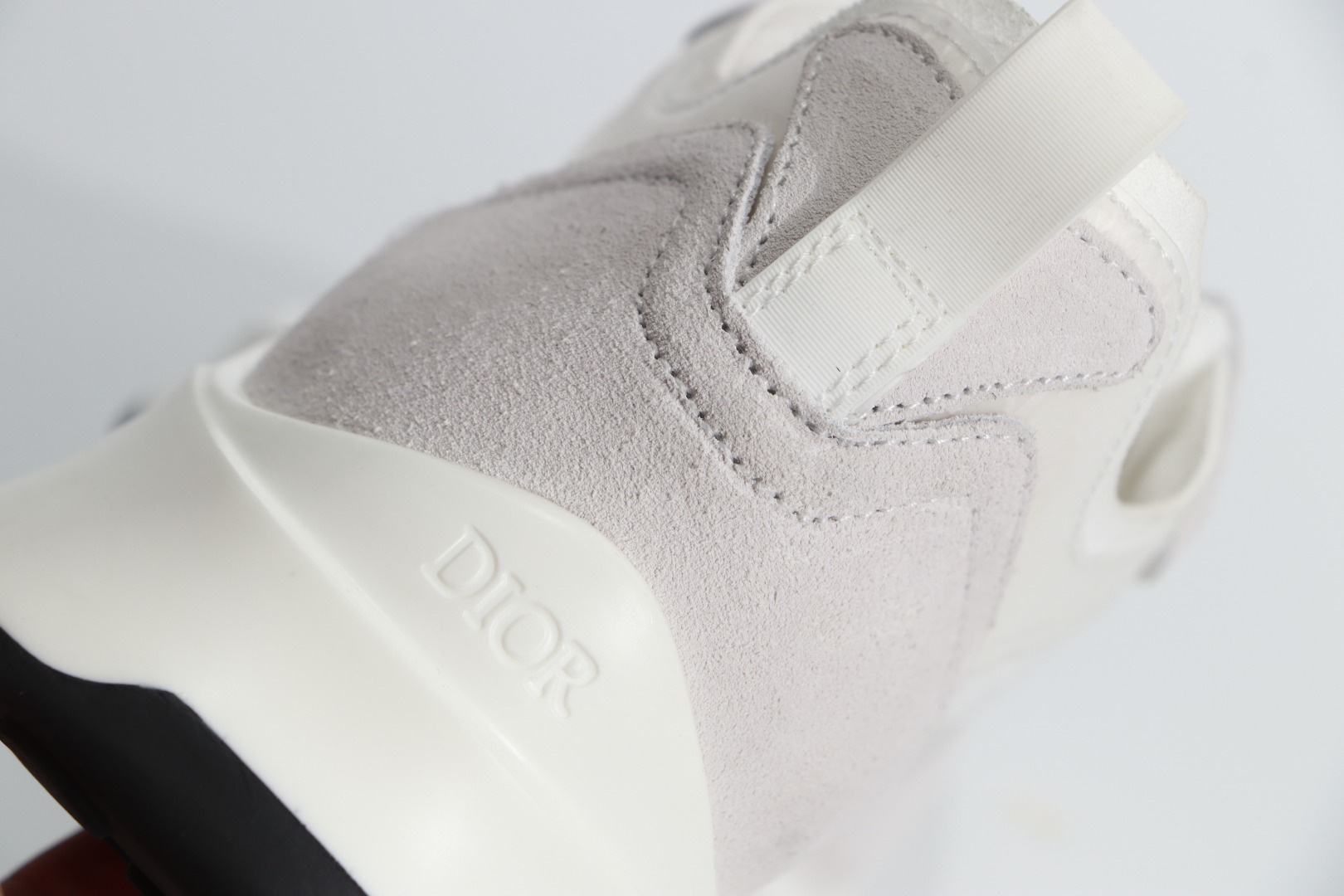 Dior B25-翻毛皮白 翻毛皮/光滑牛皮革鞋身搭配米色/黑色Oblique提花印花