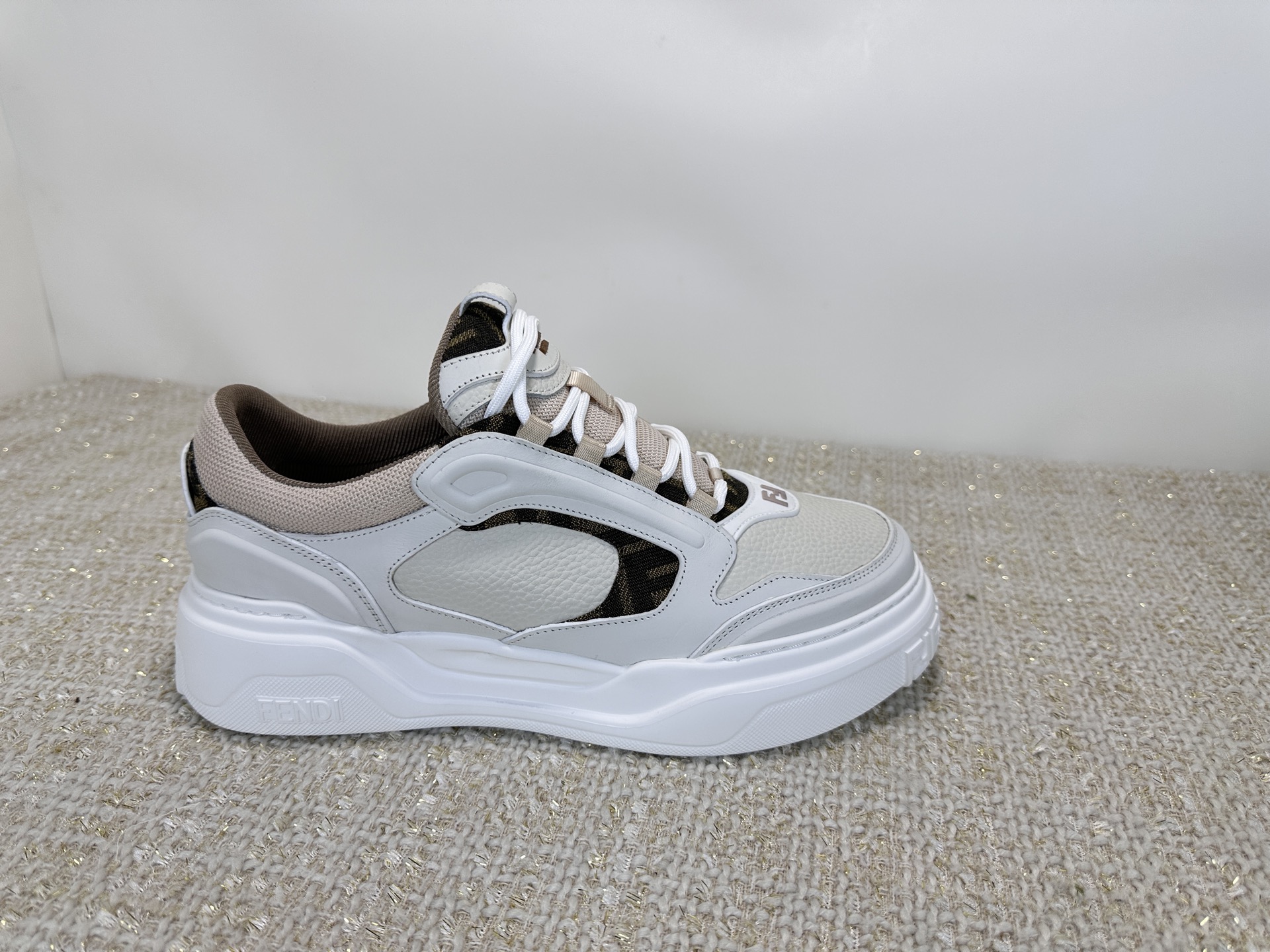 Fendi Style Leather Men's Shoes style reference detail image 4 from source 781824