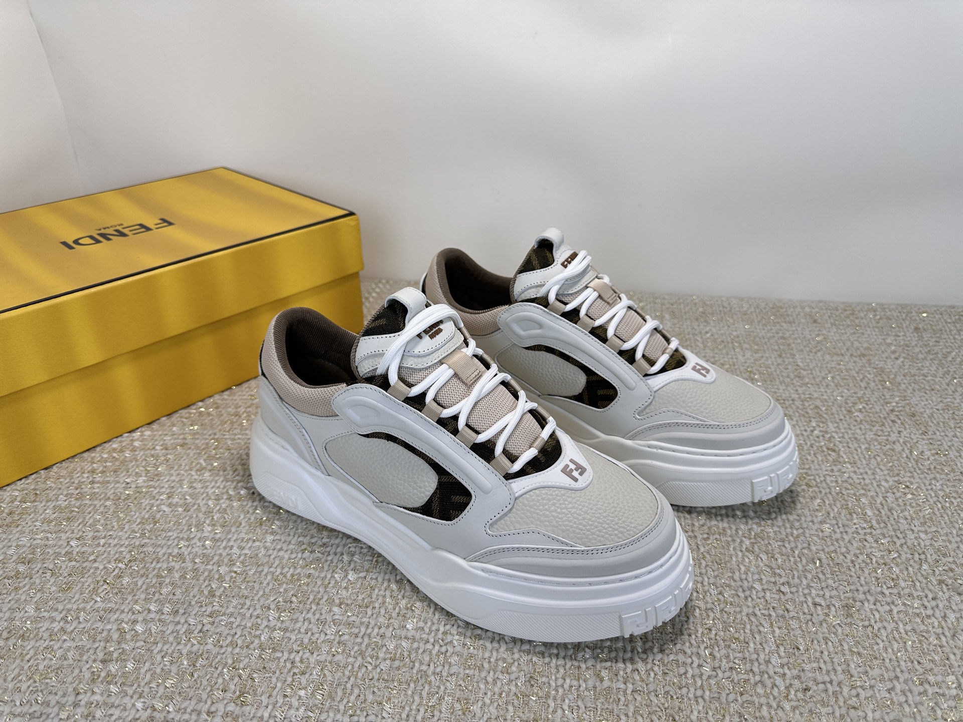 Fendi Style Leather Men's Shoes style reference detail image 9 from source 781824