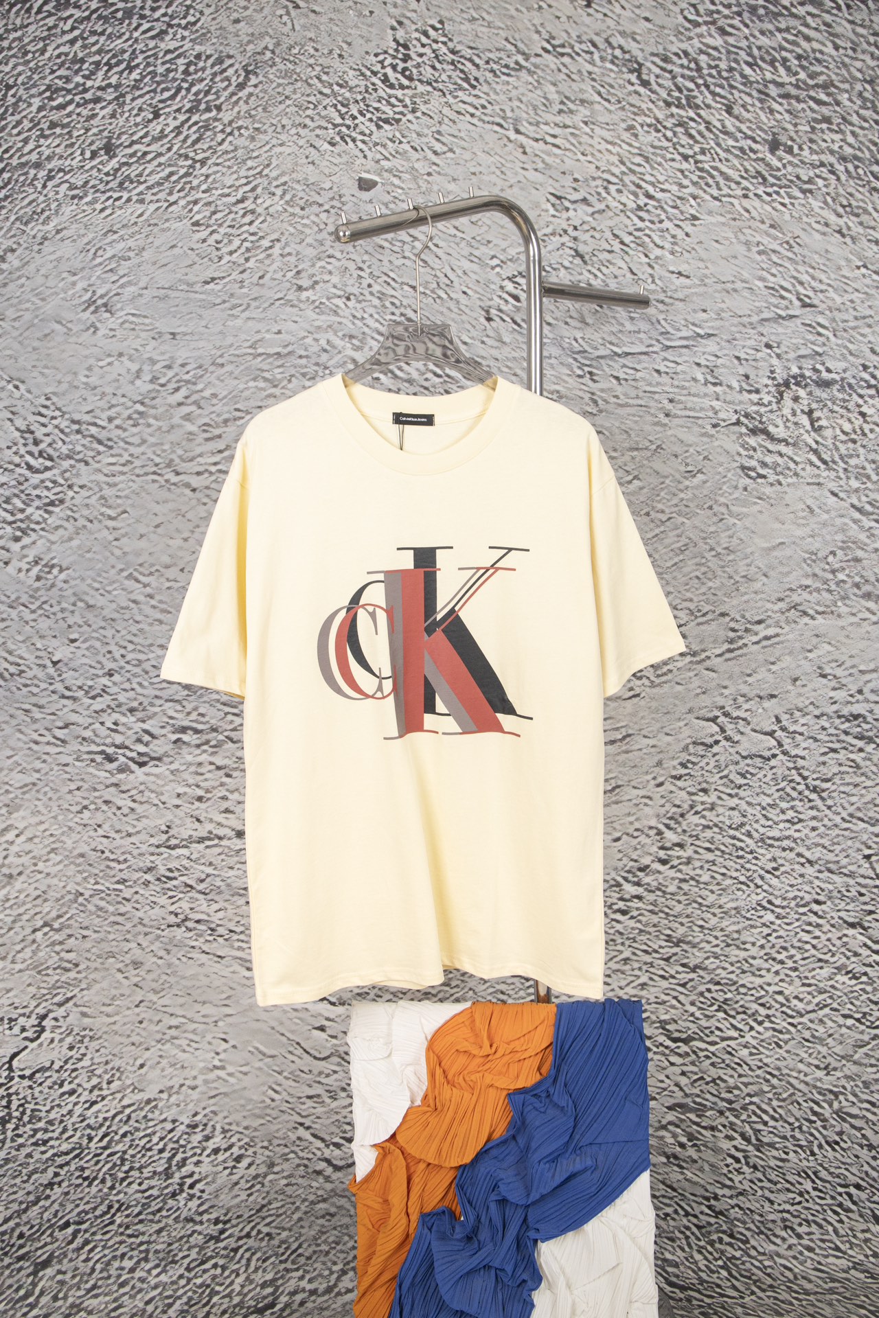 Calvin Klein Clothing T-Shirt Beige Cotton Spring Collection Short Sleeve