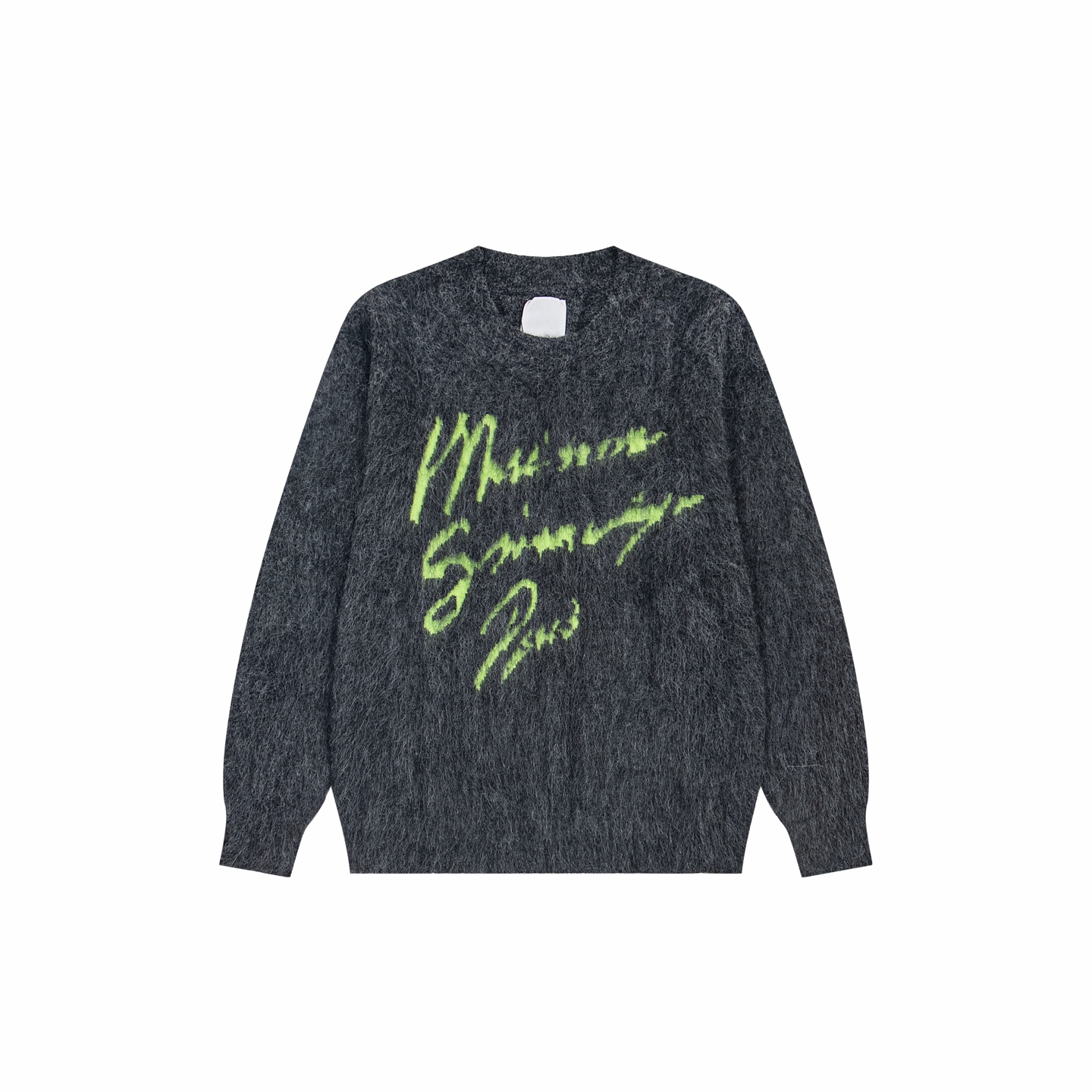 🅿️154 款号:Y266 Lv路易威登海马毛经典字母套头毛衣 满满的秋冬氛围感 纱线软糯 它是那种越看越爱的高级色调,轻松搭配衣橱里的各种下装 大气好看 百搭 不挑人 吊牌 吊粒 水洗 包装袋 全套辅料 颜值相当高 做工超精致 颜色:灰色