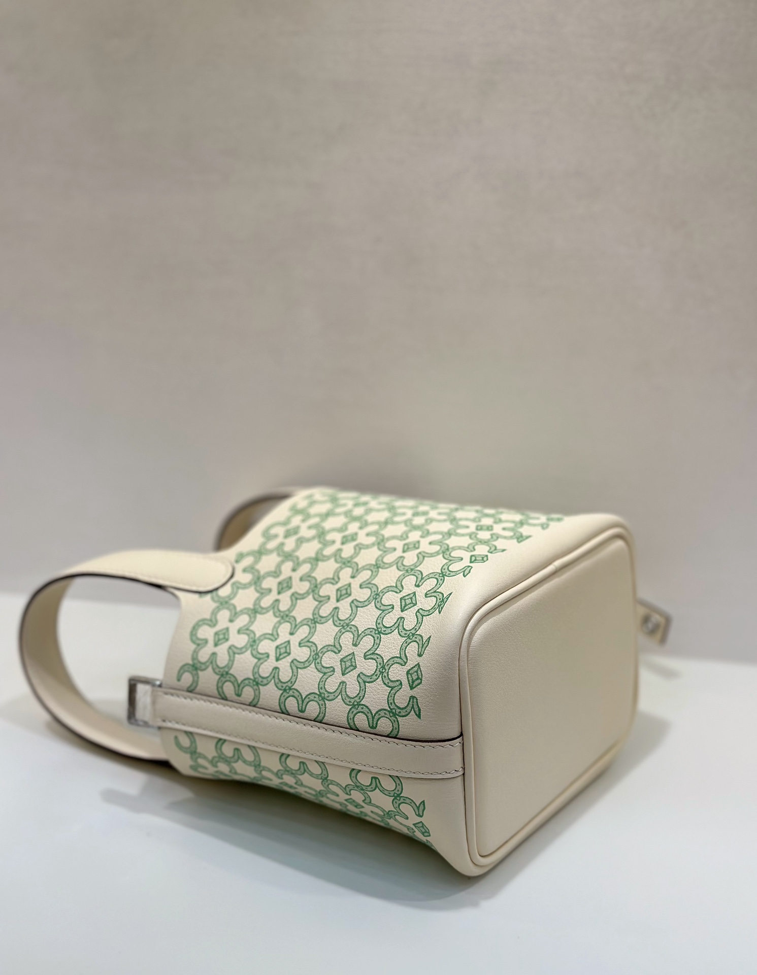 Hermès Vegetable basket Picotin micro 14cm The size is cute and will make you happy. The color is very good and it will look good no matter how y