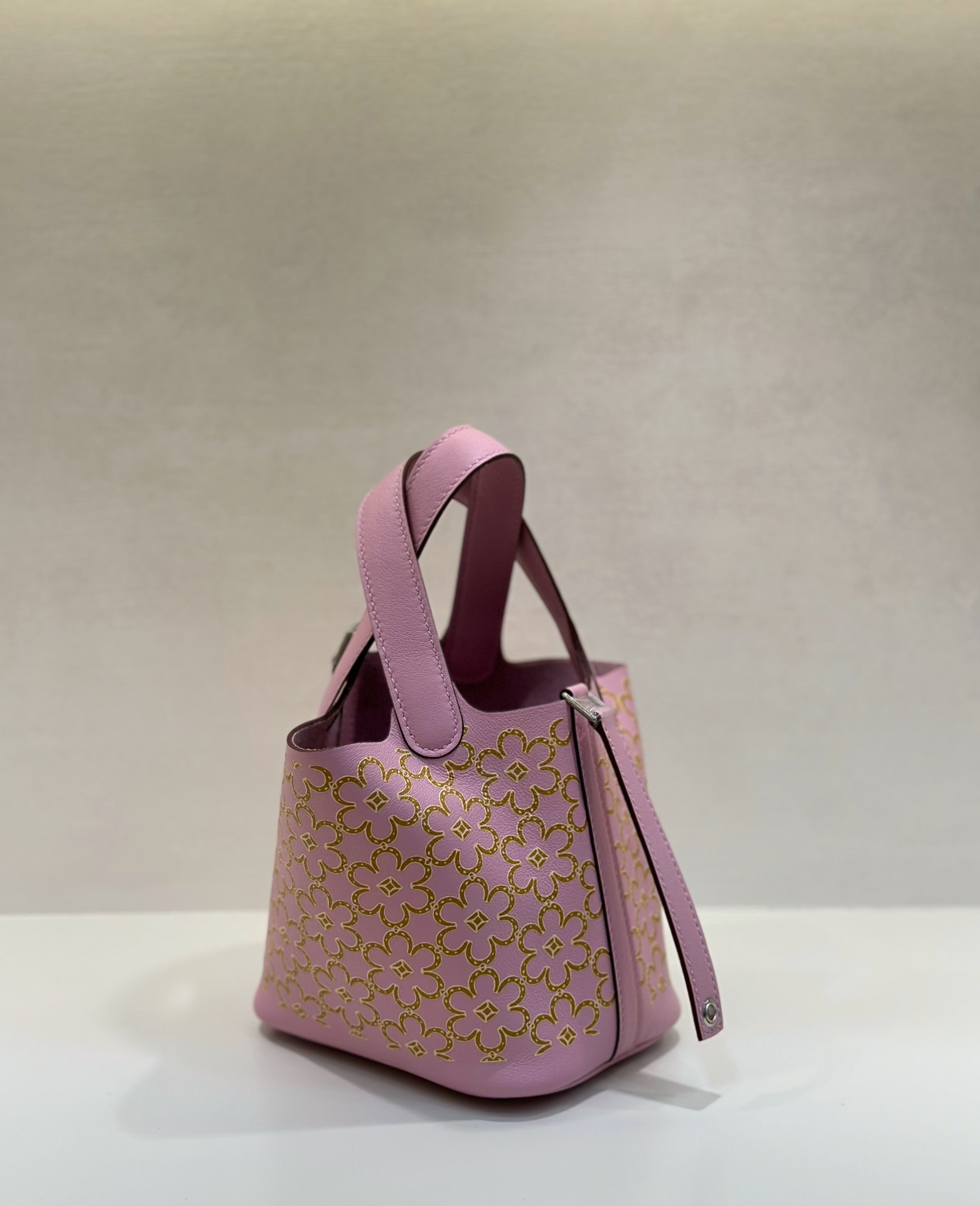 Hermès Vegetable basket Picotin micro 14cm The size is cute and will make you happy. The color is very good and it will look good no matter how y