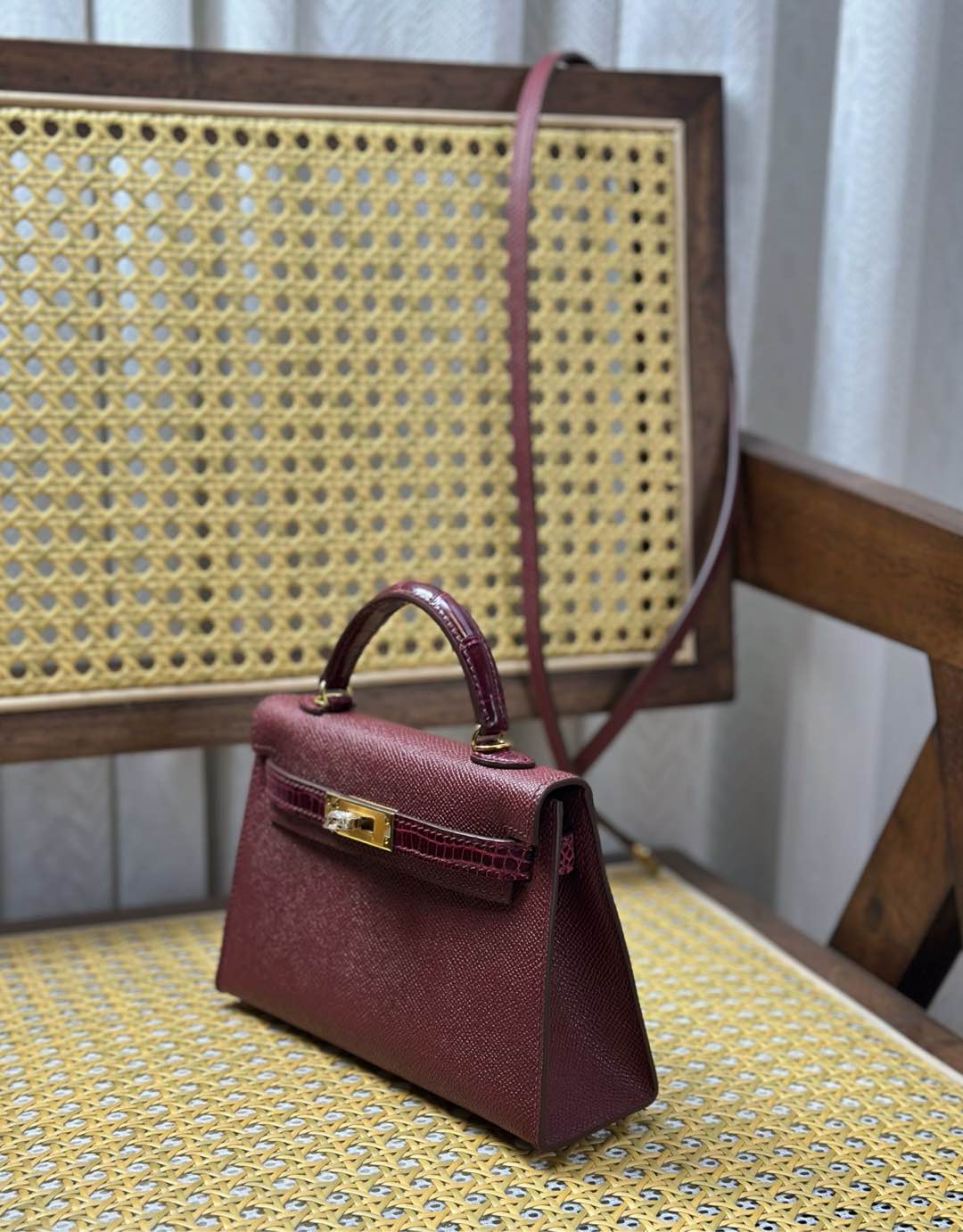 Hermès hermes new product launch 25 high-end Kelly/mini second generation maroon touch gold buckle