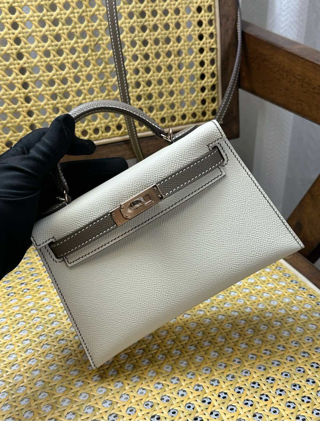 Hermès hermes Kelly/mini second generation milkshake white and elephant gray rose gold bucklehigh-end fully handmade customization versatile colo