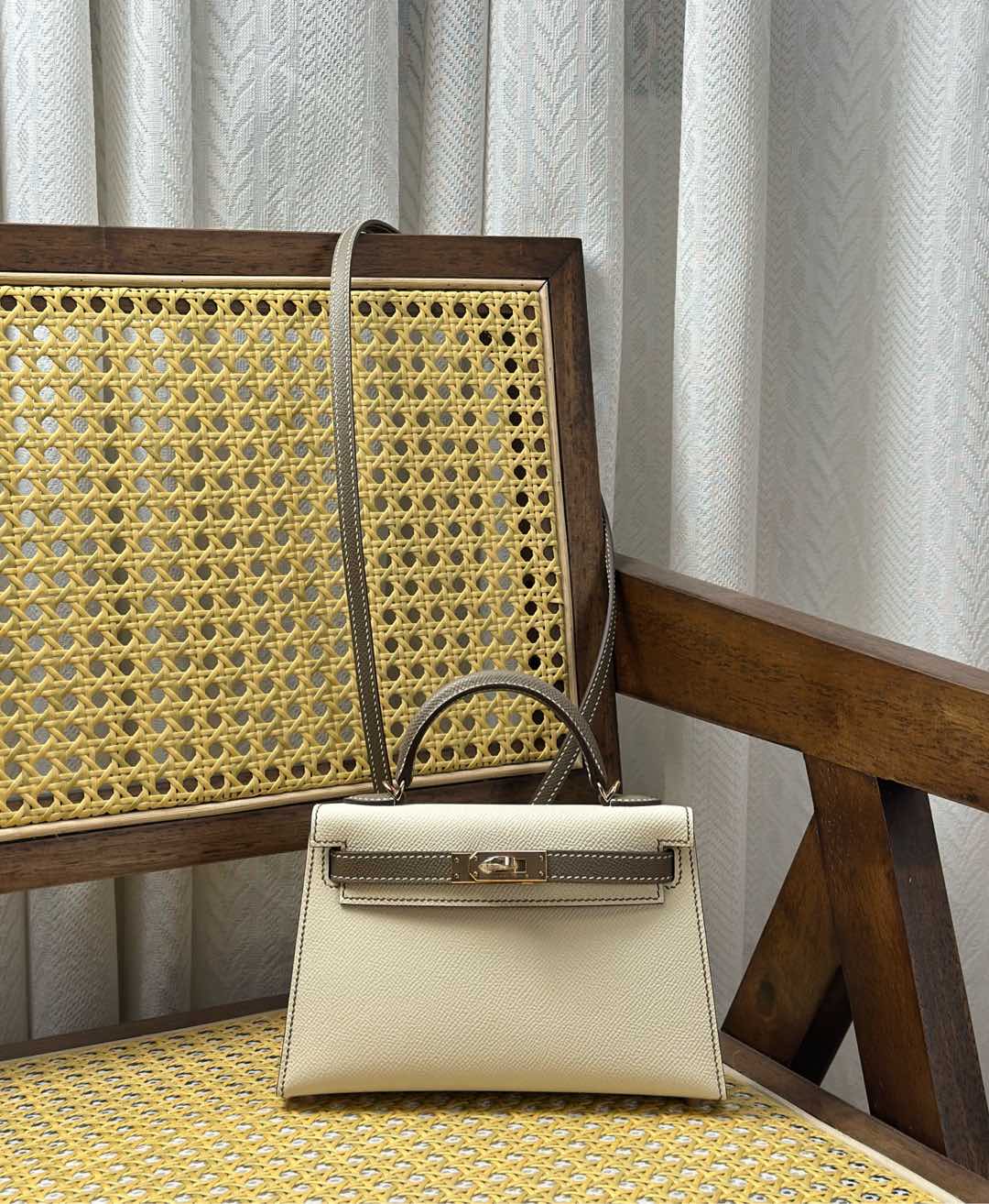 Hermès hermes Kelly/mini second generation milkshake white and elephant gray rose gold bucklehigh-end fully handmade customization versatile colo