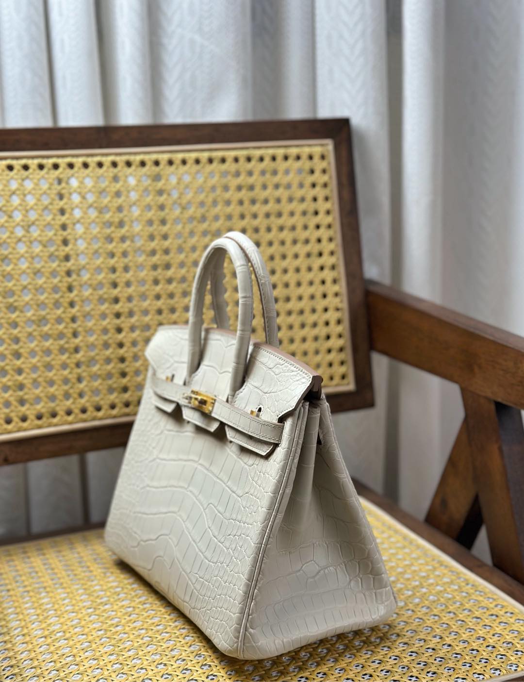 Hermès New Year's gift high-end Hermes Birkin /25cm American matte crocodile leather milkshake white gold buckle