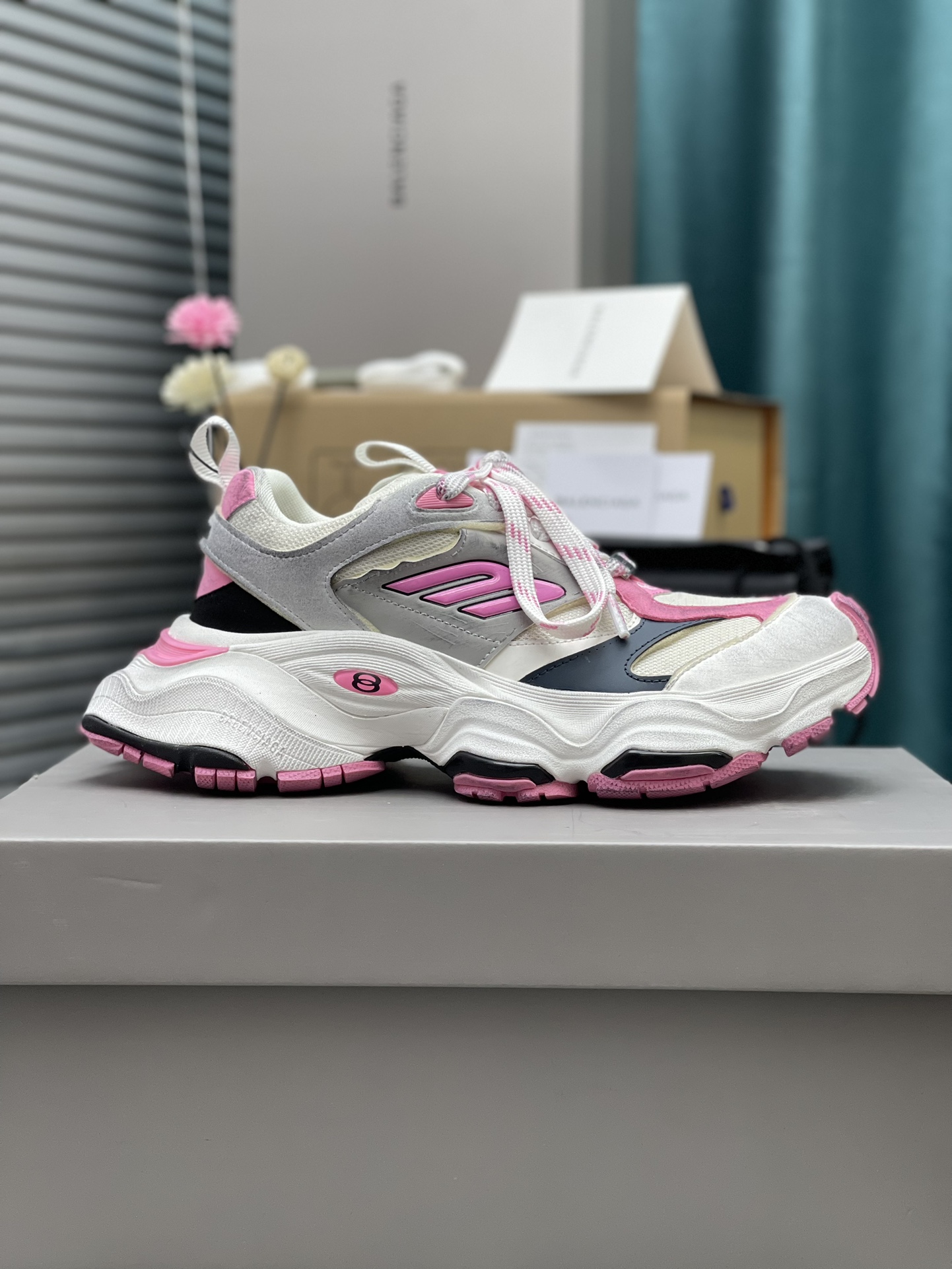 La décima generación de la nueva suela exterior 5XL🔥𝗕𝗔𝗟𝗘𝗡𝗖𝗜*5XL de Balenciaga es una versión puramente original…