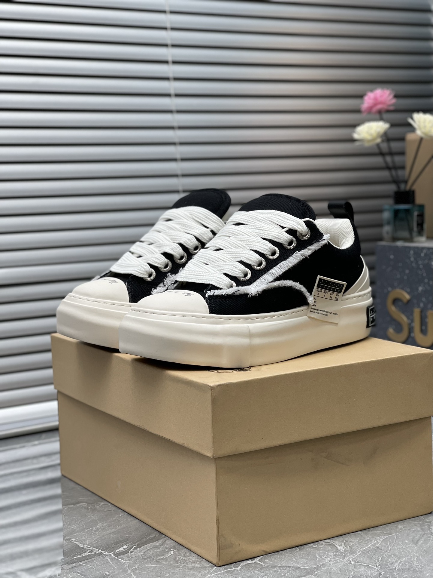 NO:345446,New beggar shoes are on the shelves SMILEREPUBLIC thick-soled smile canvas shoes series Tan Jianci, Li Chen, Xu Lu, Cheng Xiao, Wang Feifei, the same style, with 