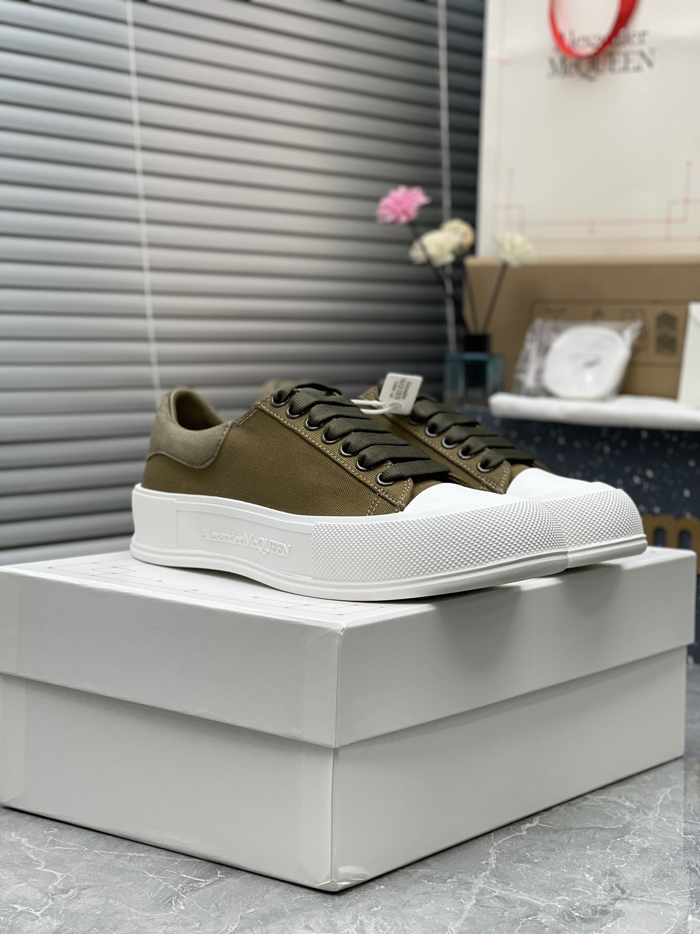 Alexander McQueen Women's Shoes ¥ Fully Upgraded — photo 2