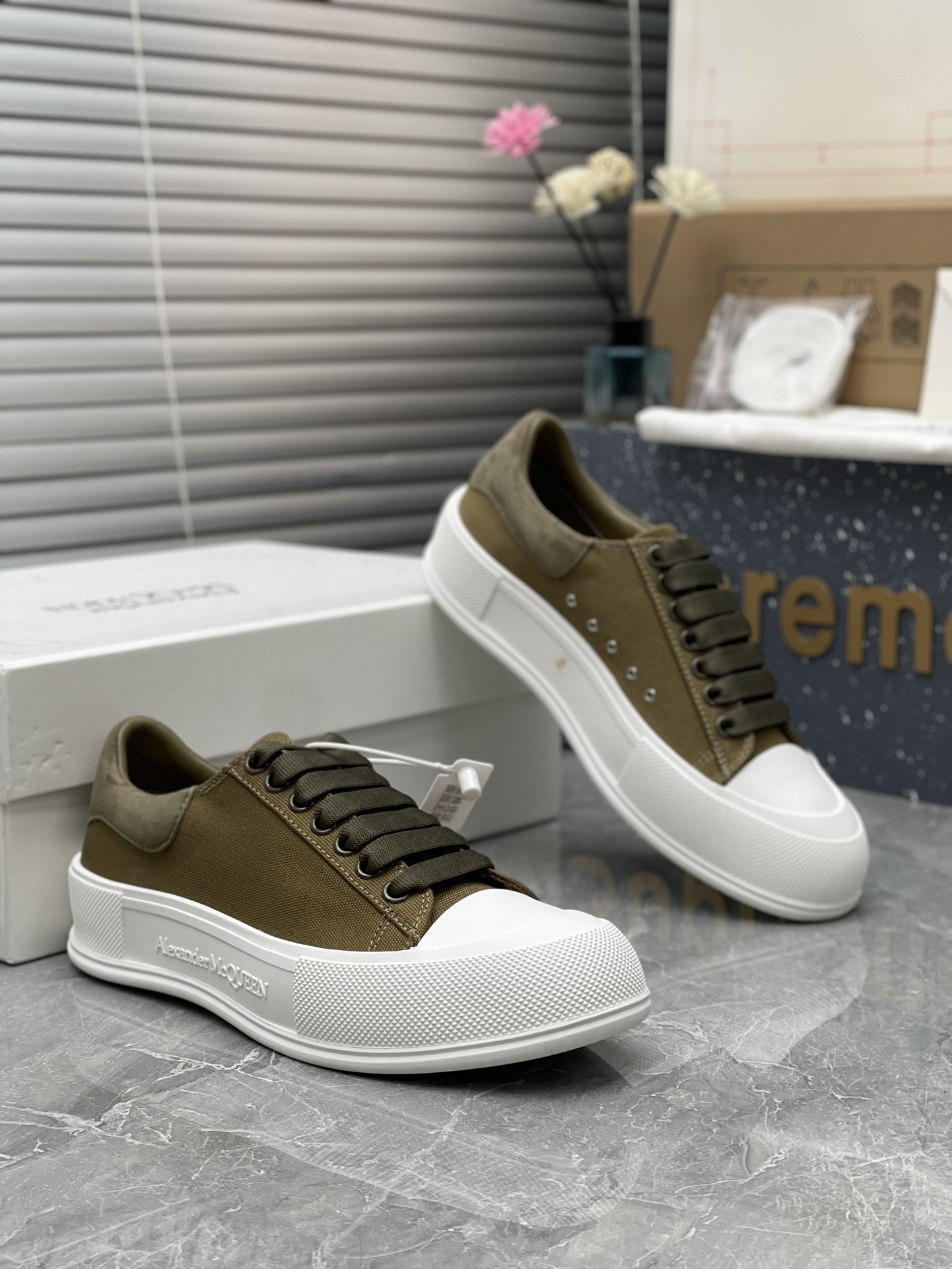 Alexander McQueen Women's Shoes ¥ Fully Upgraded — photo 3