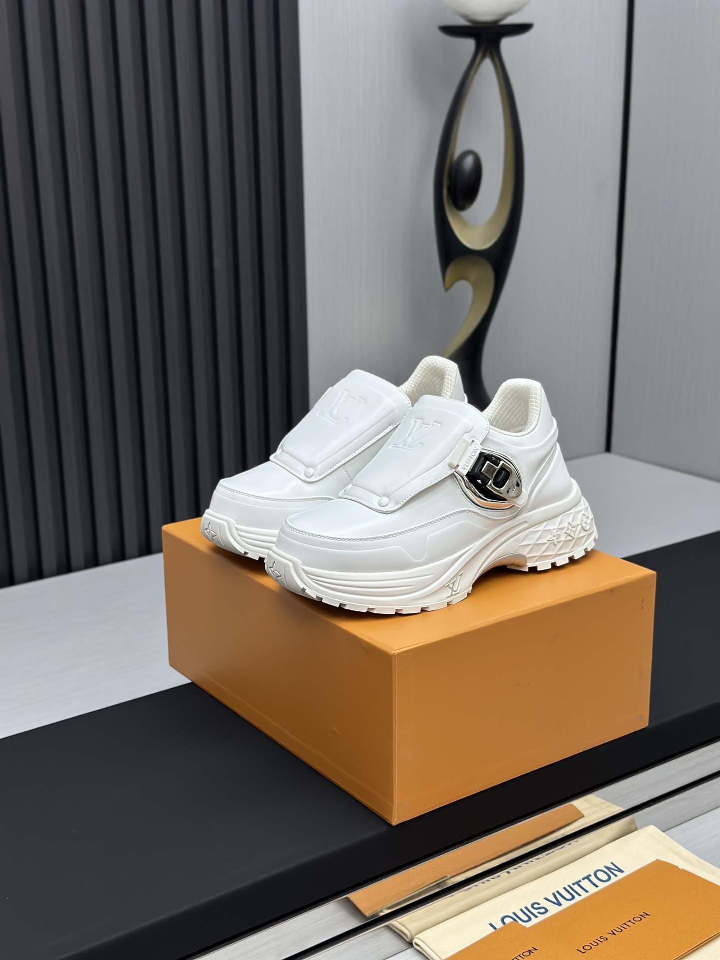 [Louis Vuitton Women