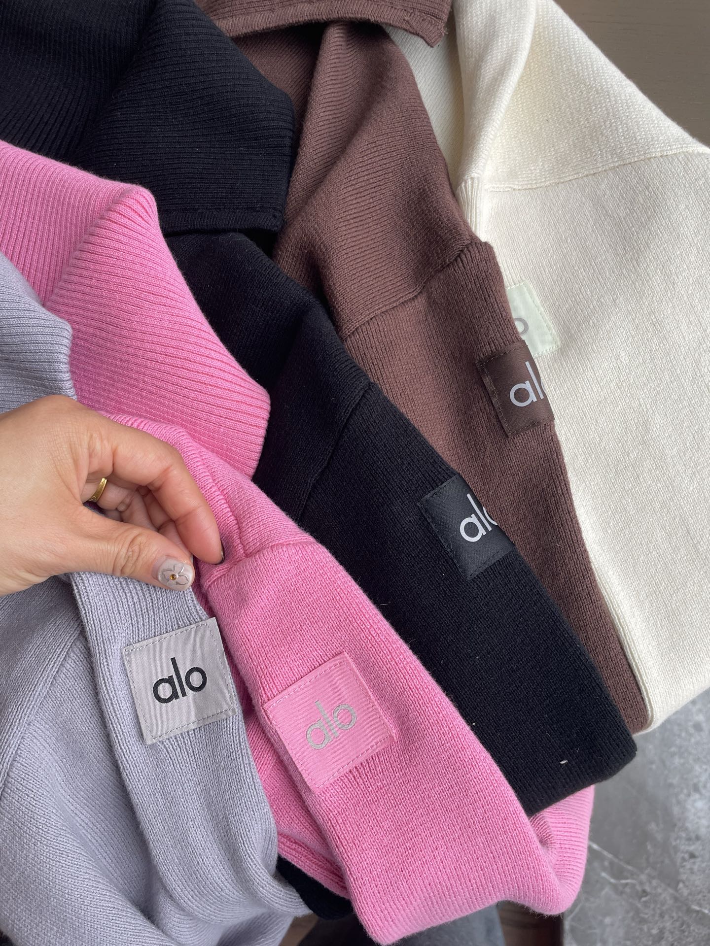 Alo long sleeve everyday light gray yoga
