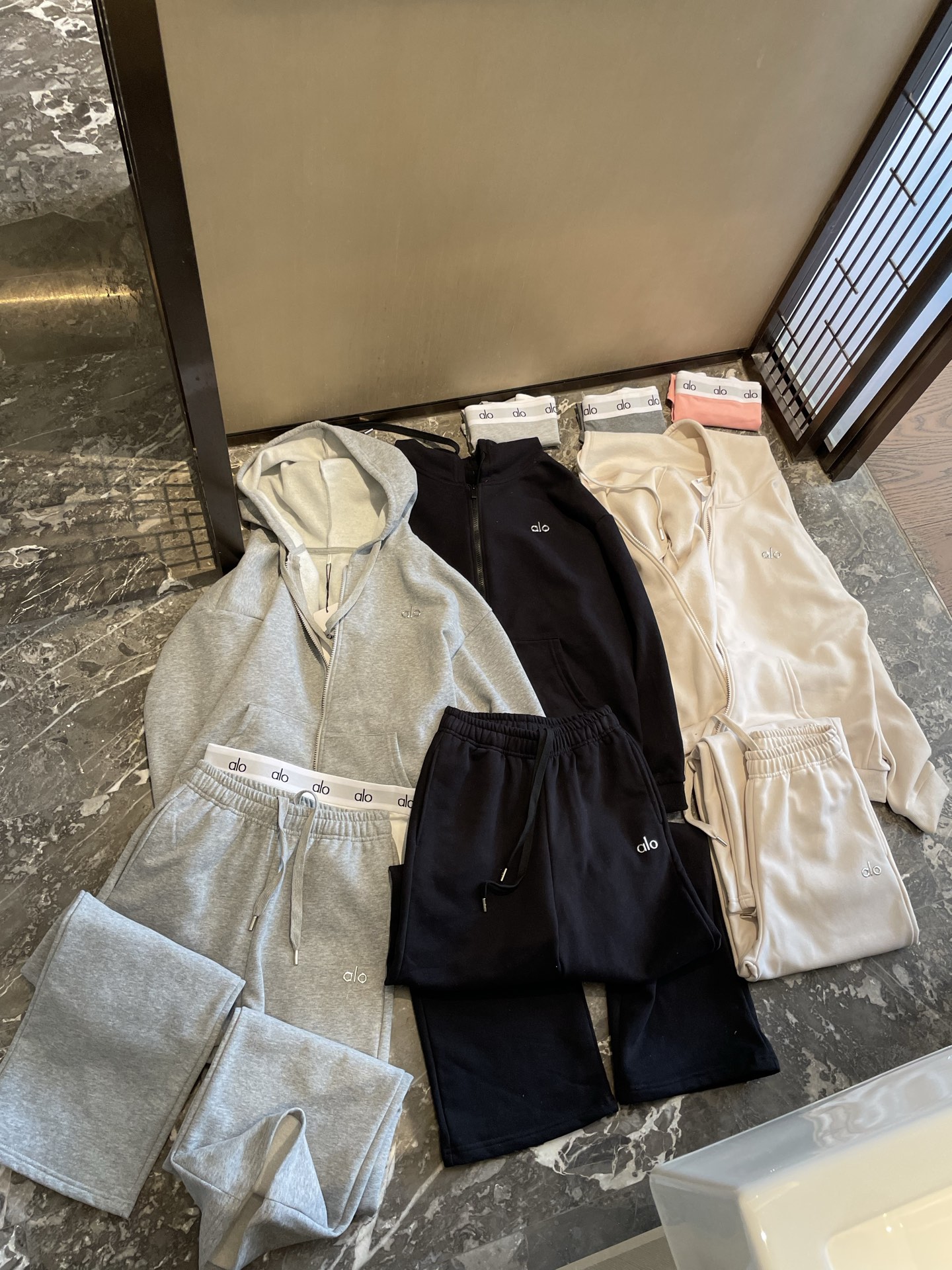 Alo accessories Paired with our suit I can only say it is the best combination yoga